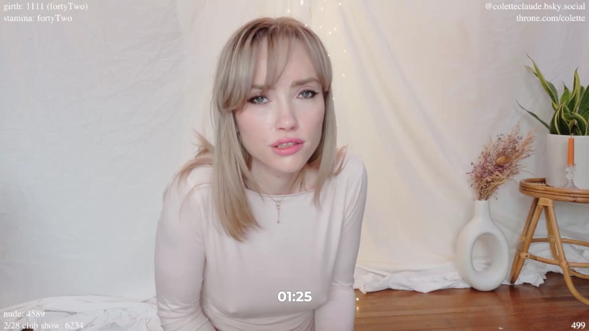 Gallery image thumbnail from coletteclaude's myfreecams stream on, 02/27/2025, 18:18 image 13 of 20