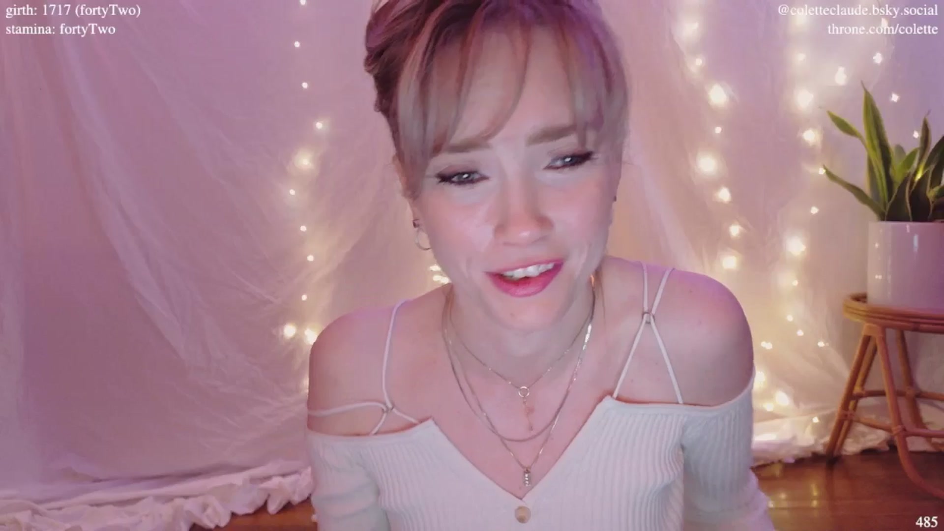 Gallery image thumbnail from coletteclaude's myfreecams stream on, 03/02/2025, 03:50 image 13 of 20