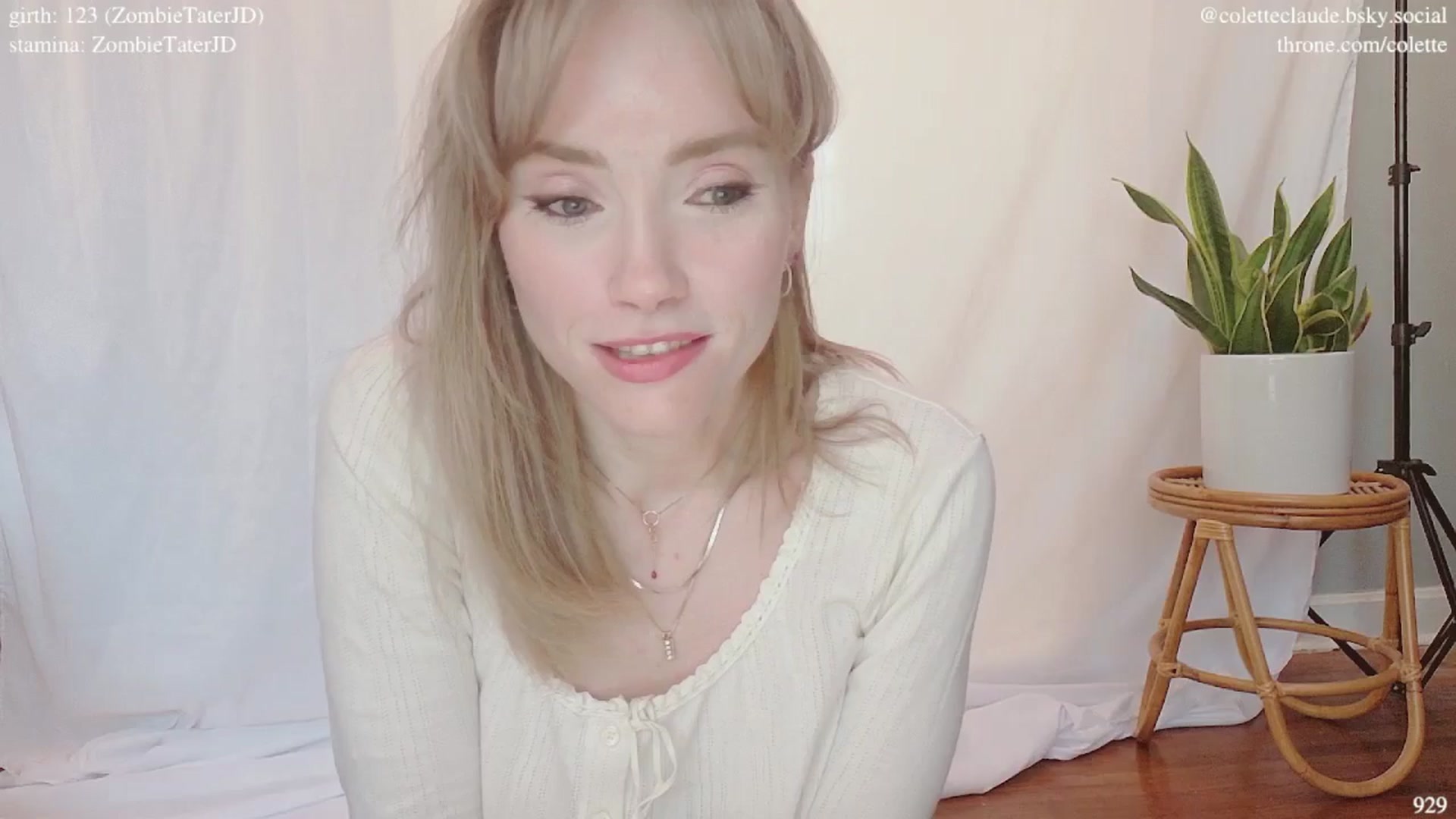 Gallery image thumbnail from coletteclaude's myfreecams stream on, 03/03/2025, 21:09 image 6 of 20