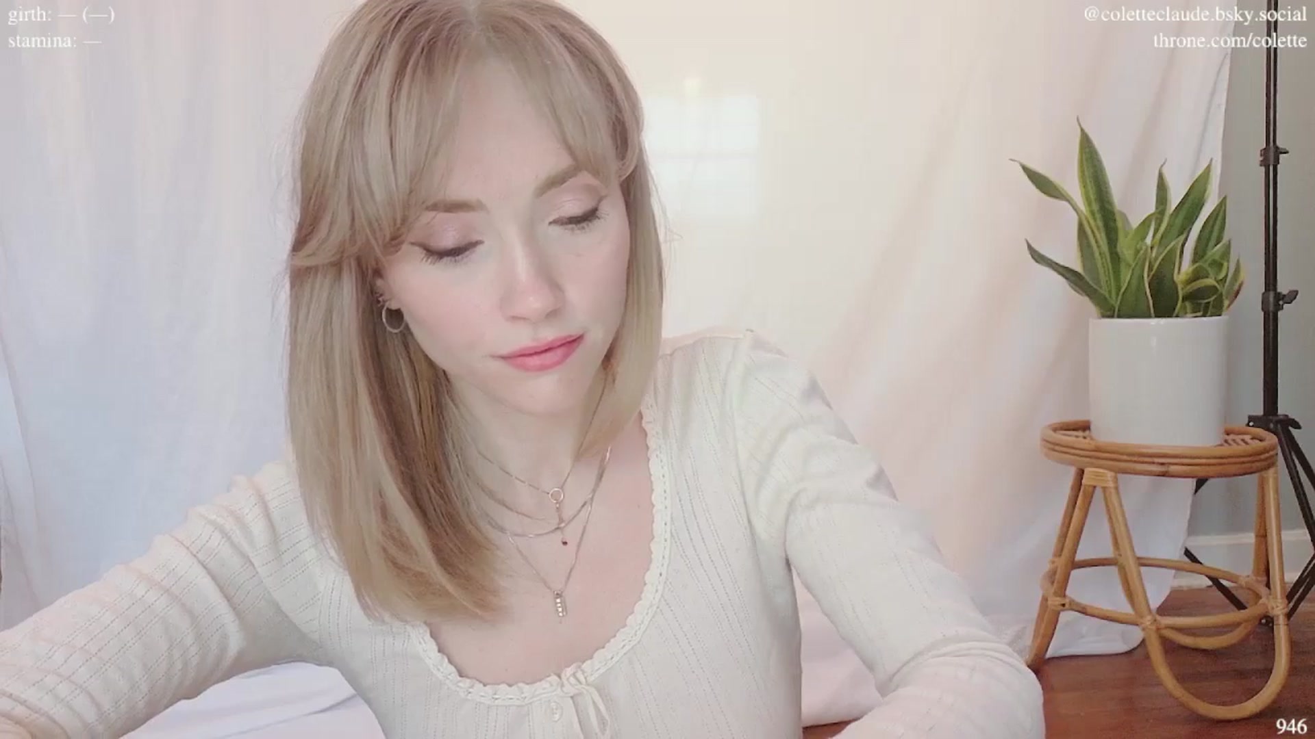 Gallery image thumbnail from coletteclaude's myfreecams stream on, 03/03/2025, 21:09 image 4 of 20