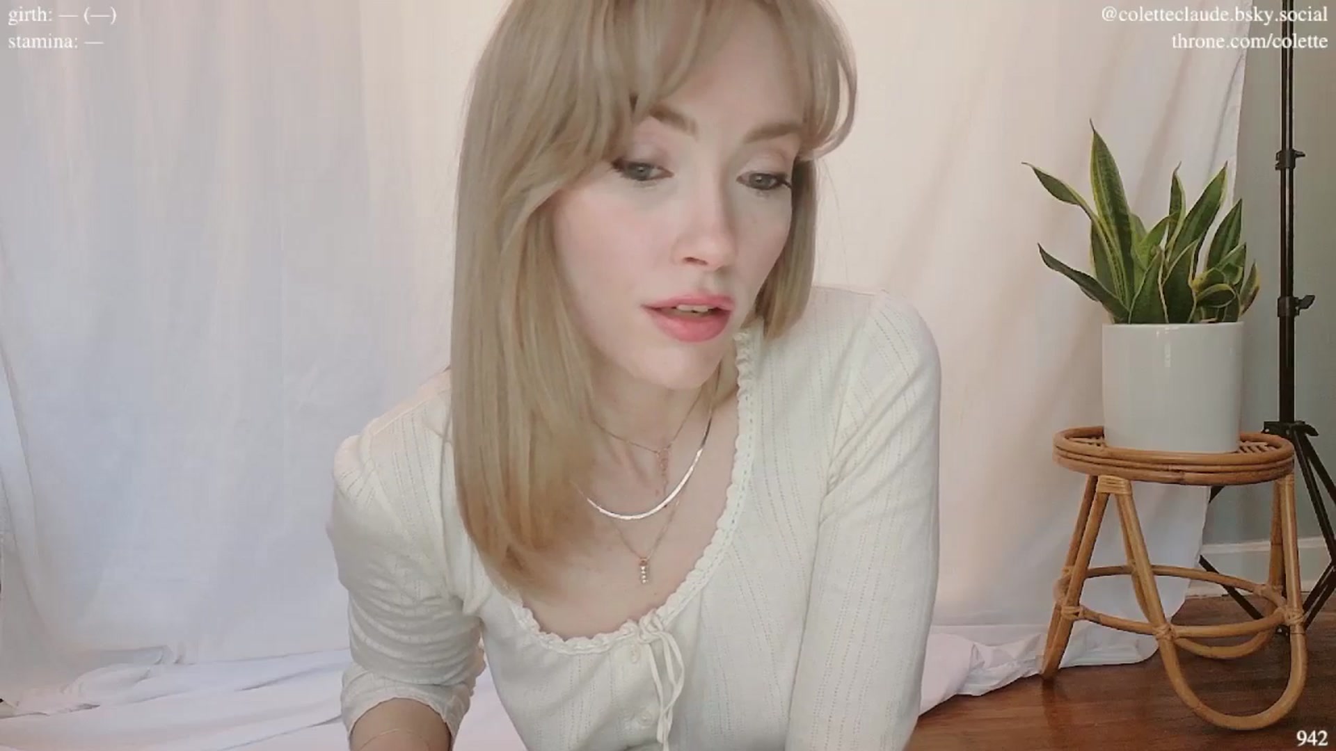 Gallery image thumbnail from coletteclaude's myfreecams stream on, 03/03/2025, 21:09 image 3 of 20