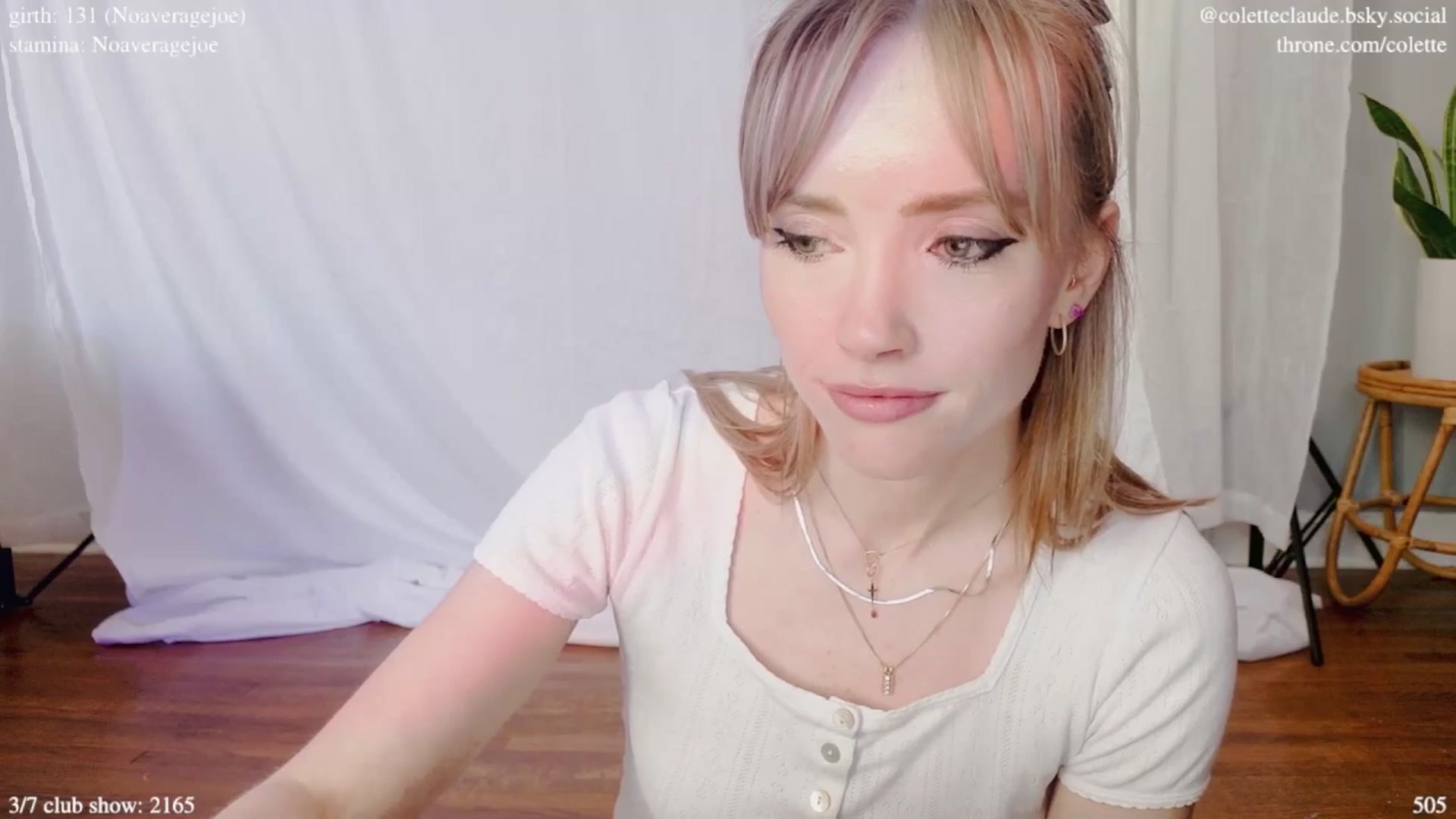 Gallery image thumbnail from coletteclaude's myfreecams stream on, 03/06/2025, 20:57 image 15 of 20