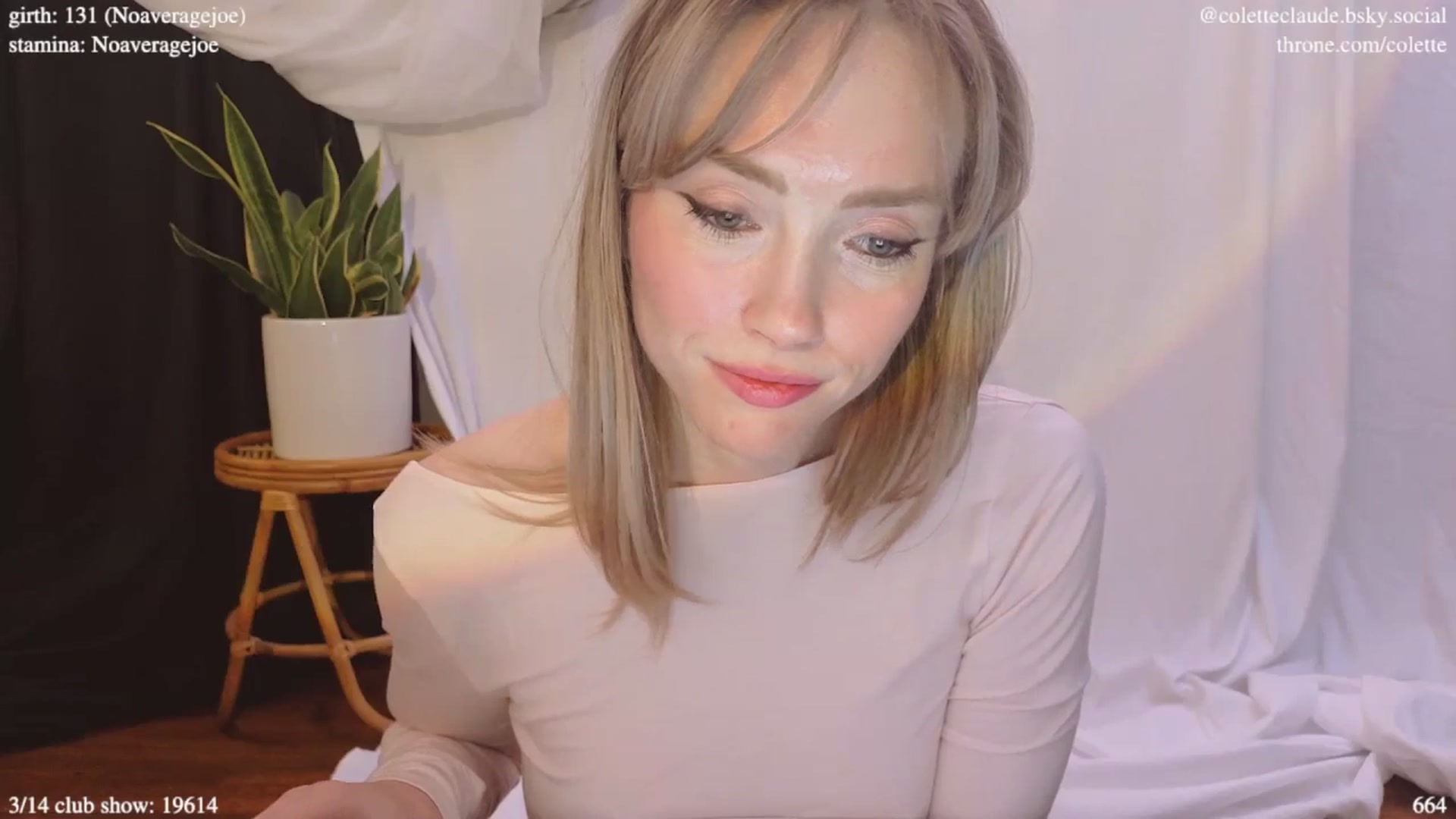 Gallery image thumbnail from coletteclaude's myfreecams stream on, 03/10/2025, 20:26 image 12 of 20