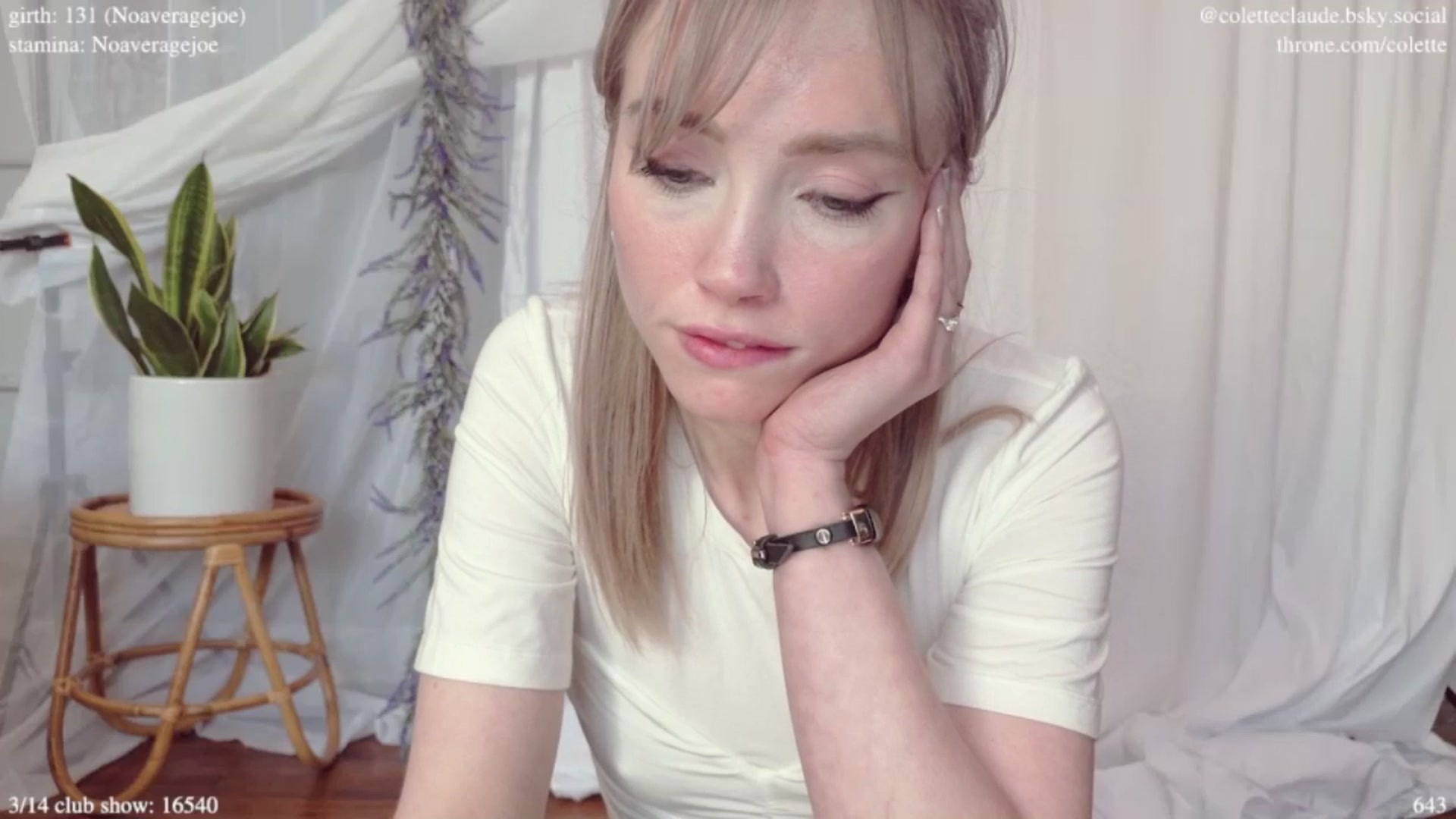 Gallery image thumbnail from coletteclaude's myfreecams stream on, 03/11/2025, 20:25 image 18 of 20