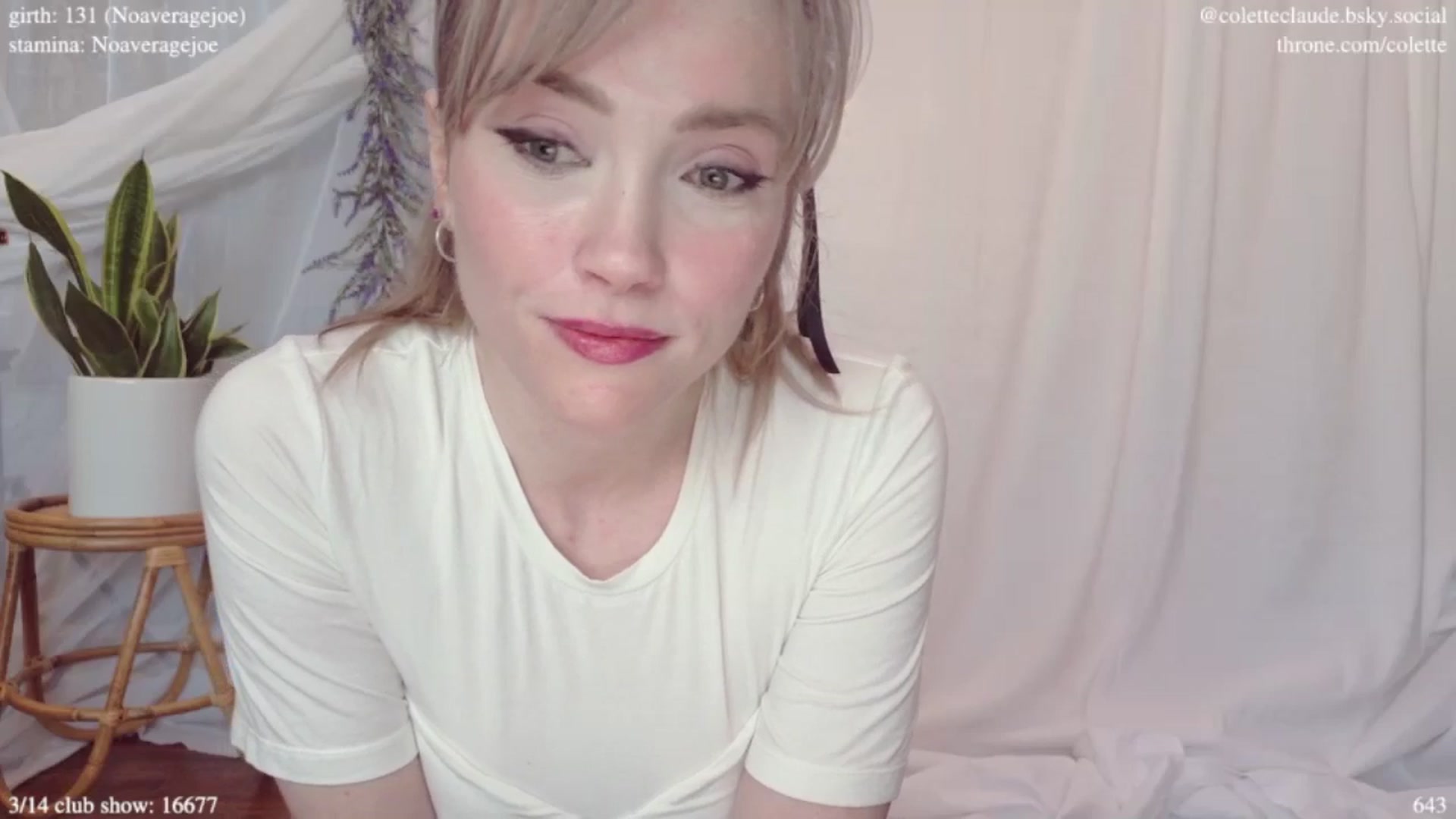 Gallery image thumbnail from coletteclaude's myfreecams stream on, 03/11/2025, 20:25 image 9 of 20