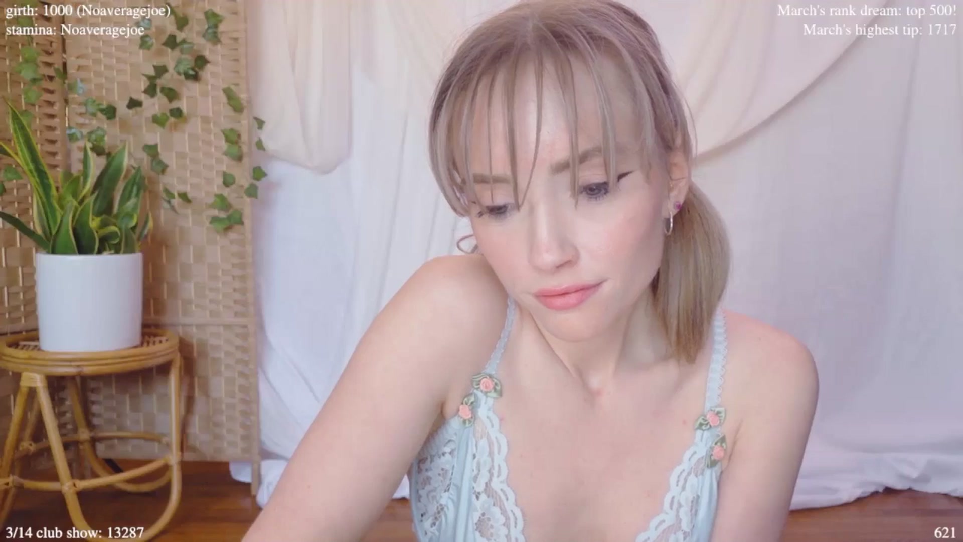 Gallery image thumbnail from coletteclaude's myfreecams stream on, 03/12/2025, 19:28 image 17 of 20