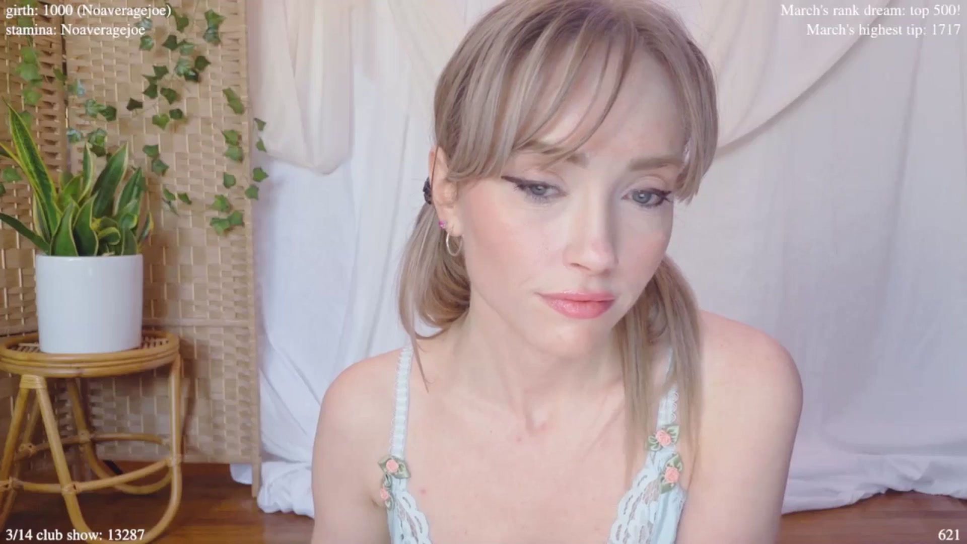 Gallery image thumbnail from coletteclaude's myfreecams stream on, 03/12/2025, 19:28 image 19 of 20
