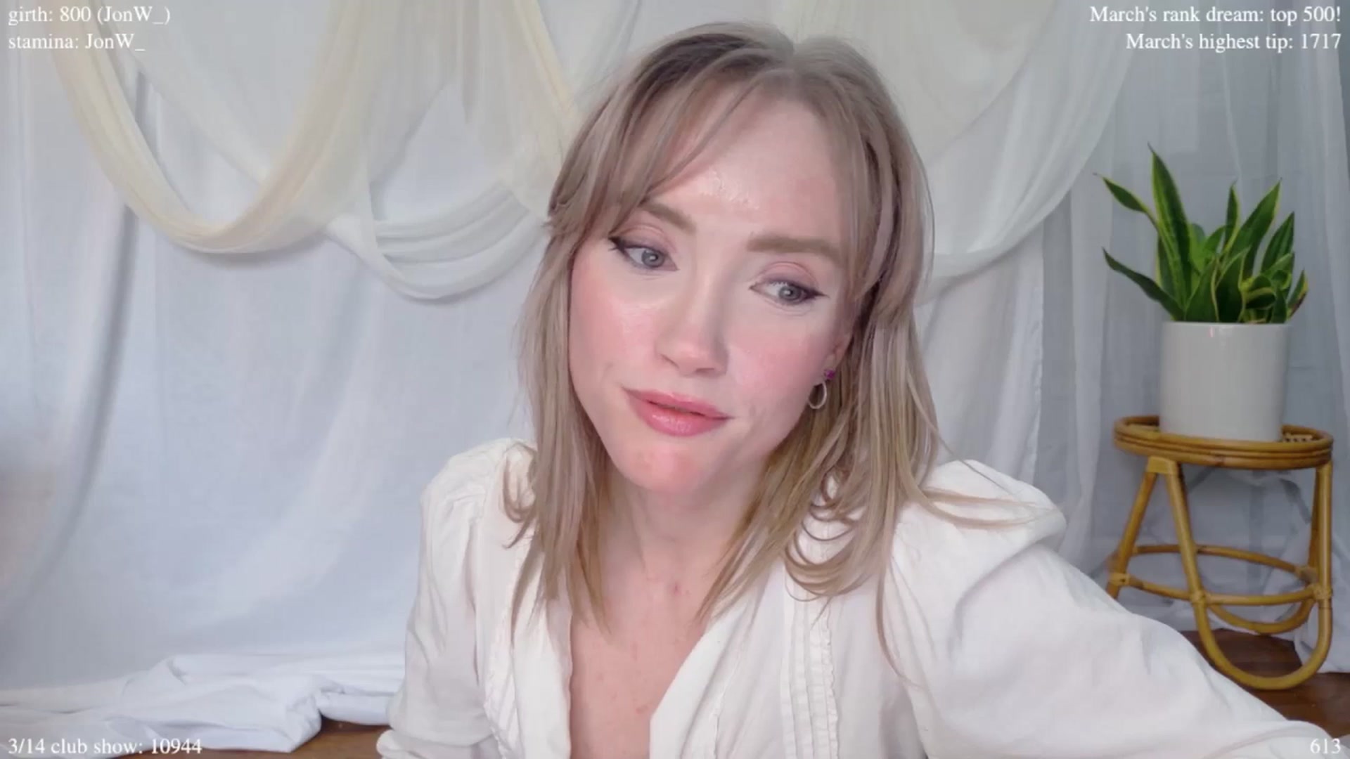 Gallery image thumbnail from coletteclaude's myfreecams stream on, 03/13/2025, 20:31 image 19 of 20