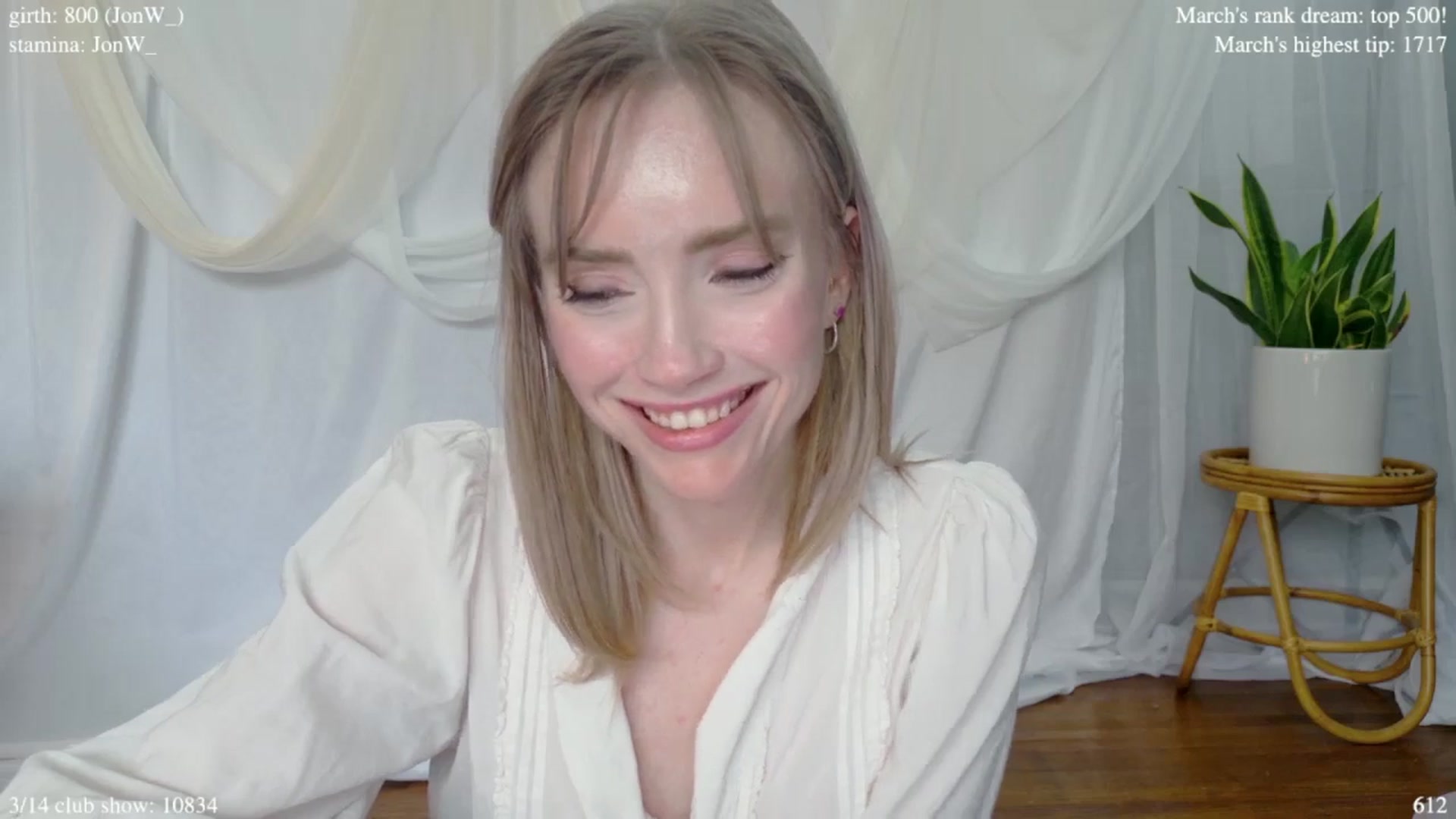 Gallery image thumbnail from coletteclaude's myfreecams stream on, 03/13/2025, 20:31 image 20 of 20
