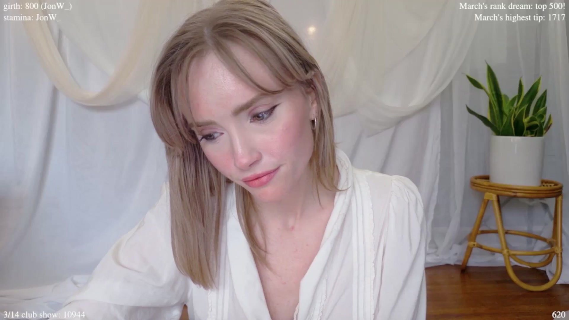 Gallery image thumbnail from coletteclaude's myfreecams stream on, 03/13/2025, 20:31 image 16 of 20