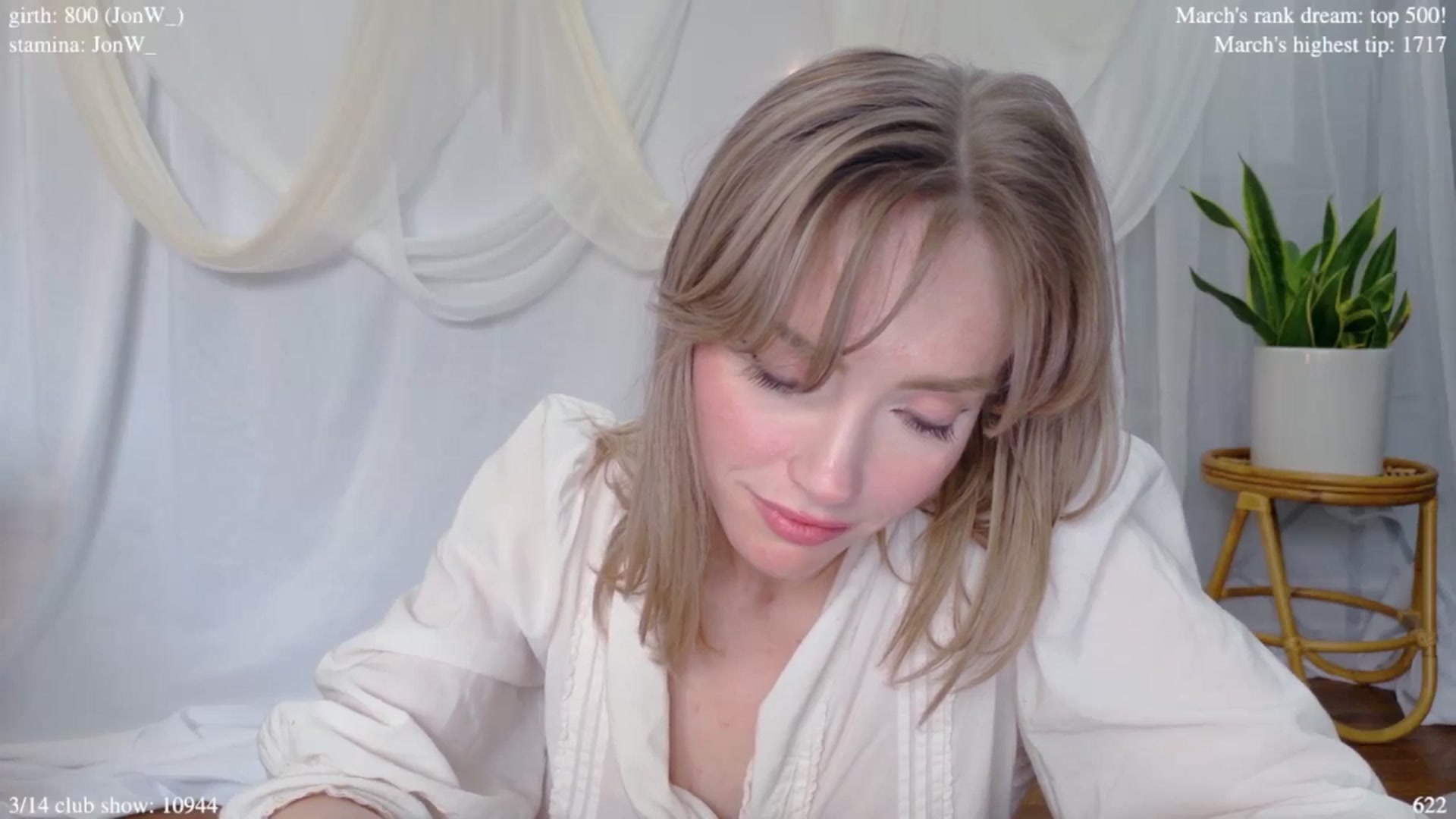 Gallery image thumbnail from coletteclaude's myfreecams stream on, 03/13/2025, 20:31 image 18 of 20