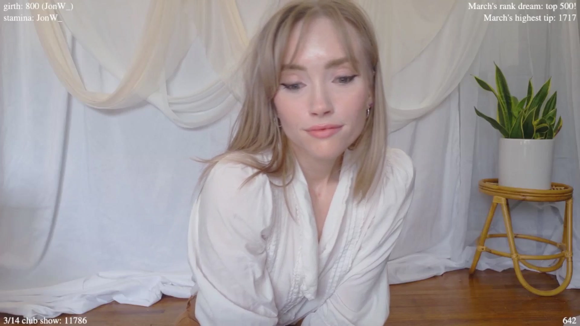 Gallery image thumbnail from coletteclaude's myfreecams stream on, 03/13/2025, 20:31 image 8 of 20