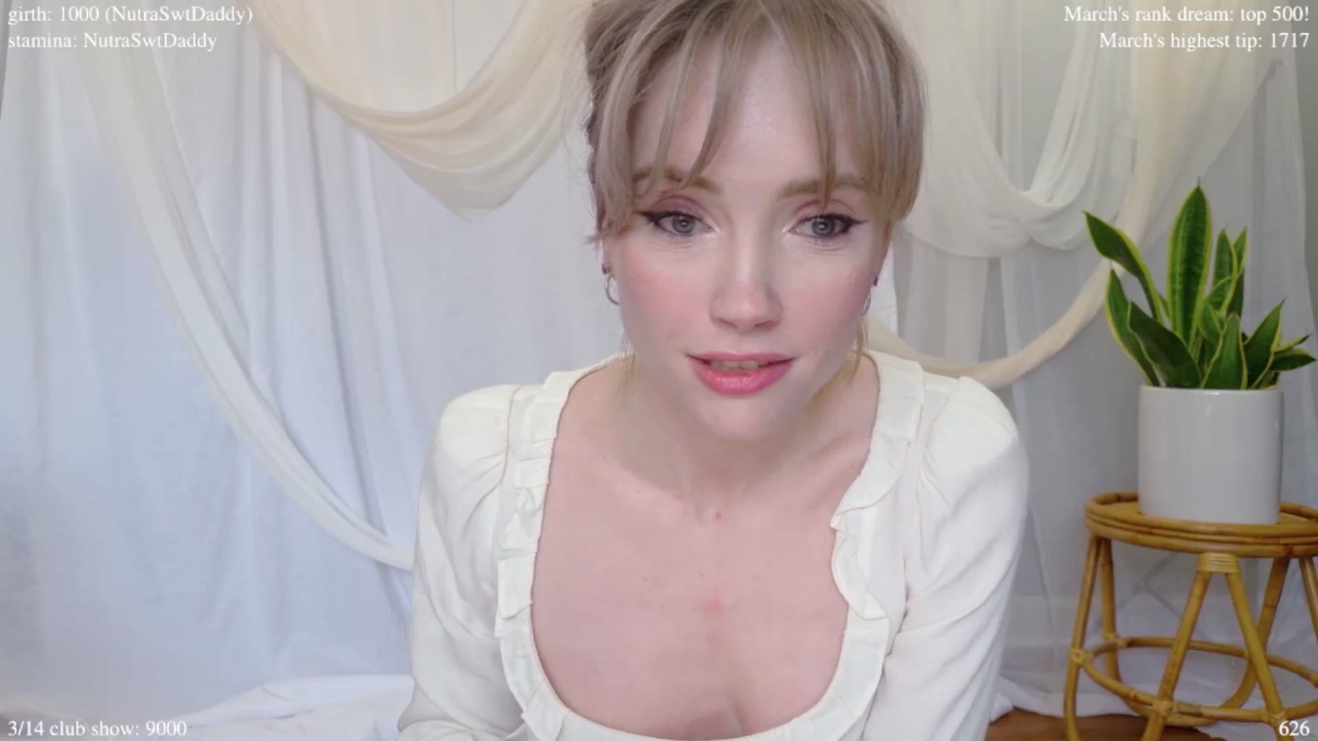 Gallery image thumbnail from coletteclaude's myfreecams stream on, 03/14/2025, 20:01 image 9 of 20