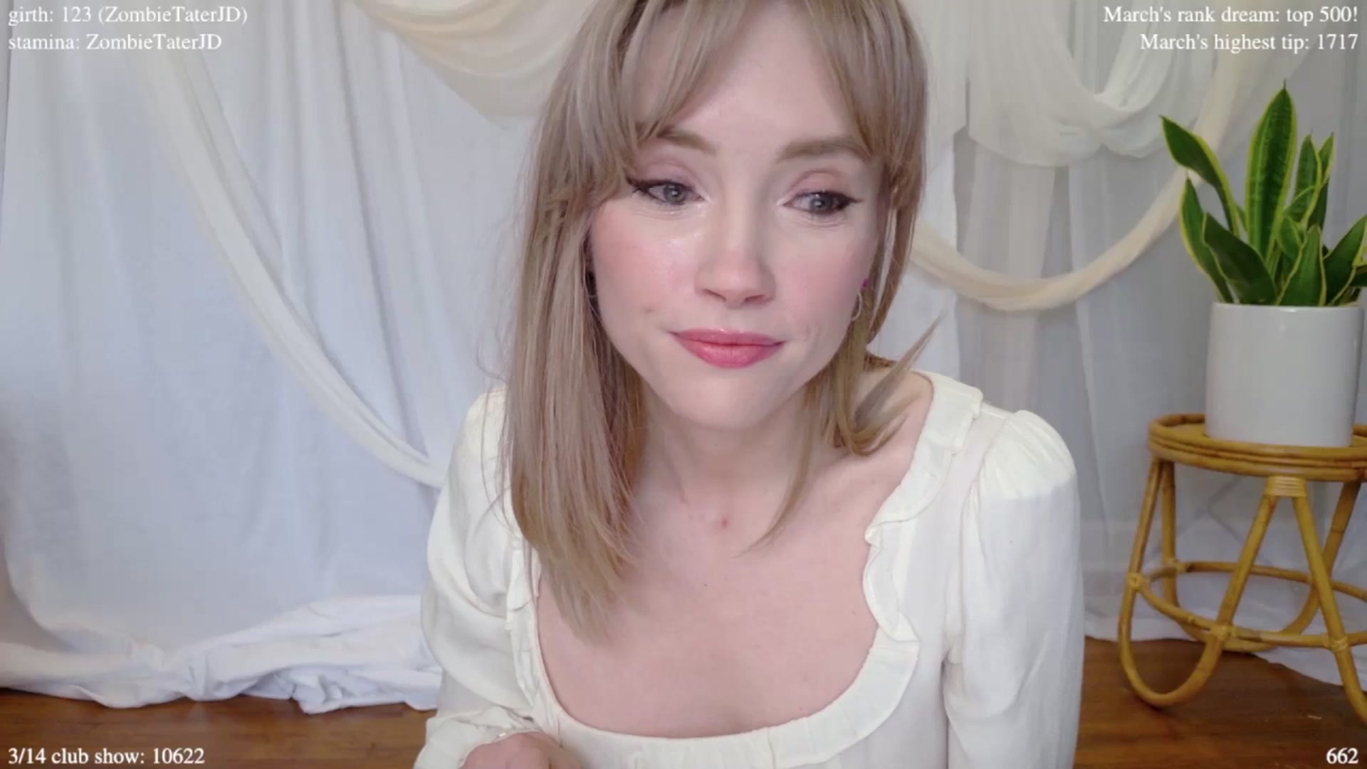 Gallery image thumbnail from coletteclaude's myfreecams stream on, 03/14/2025, 20:01 image 5 of 20