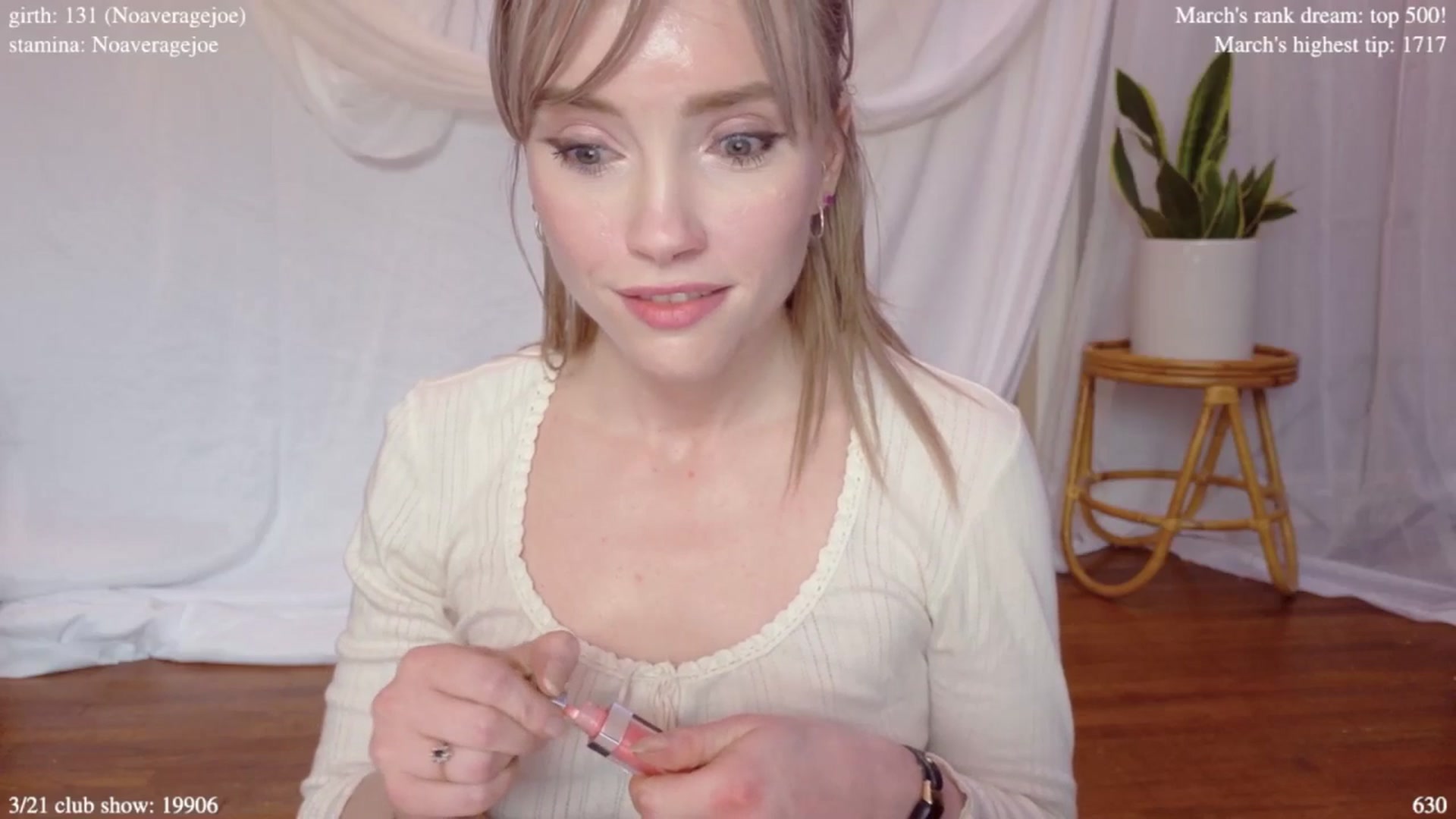 Gallery image thumbnail from coletteclaude's myfreecams stream on, 03/15/2025, 19:18 image 18 of 20