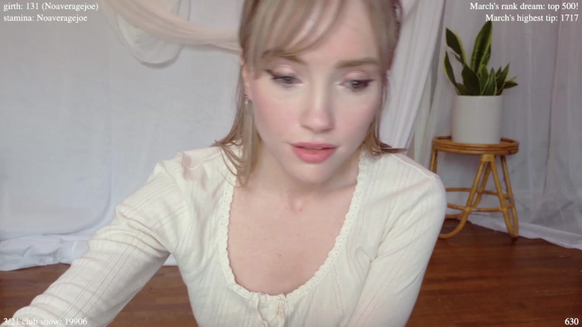 Gallery image thumbnail from coletteclaude's myfreecams stream on, 03/15/2025, 19:18 image 17 of 20