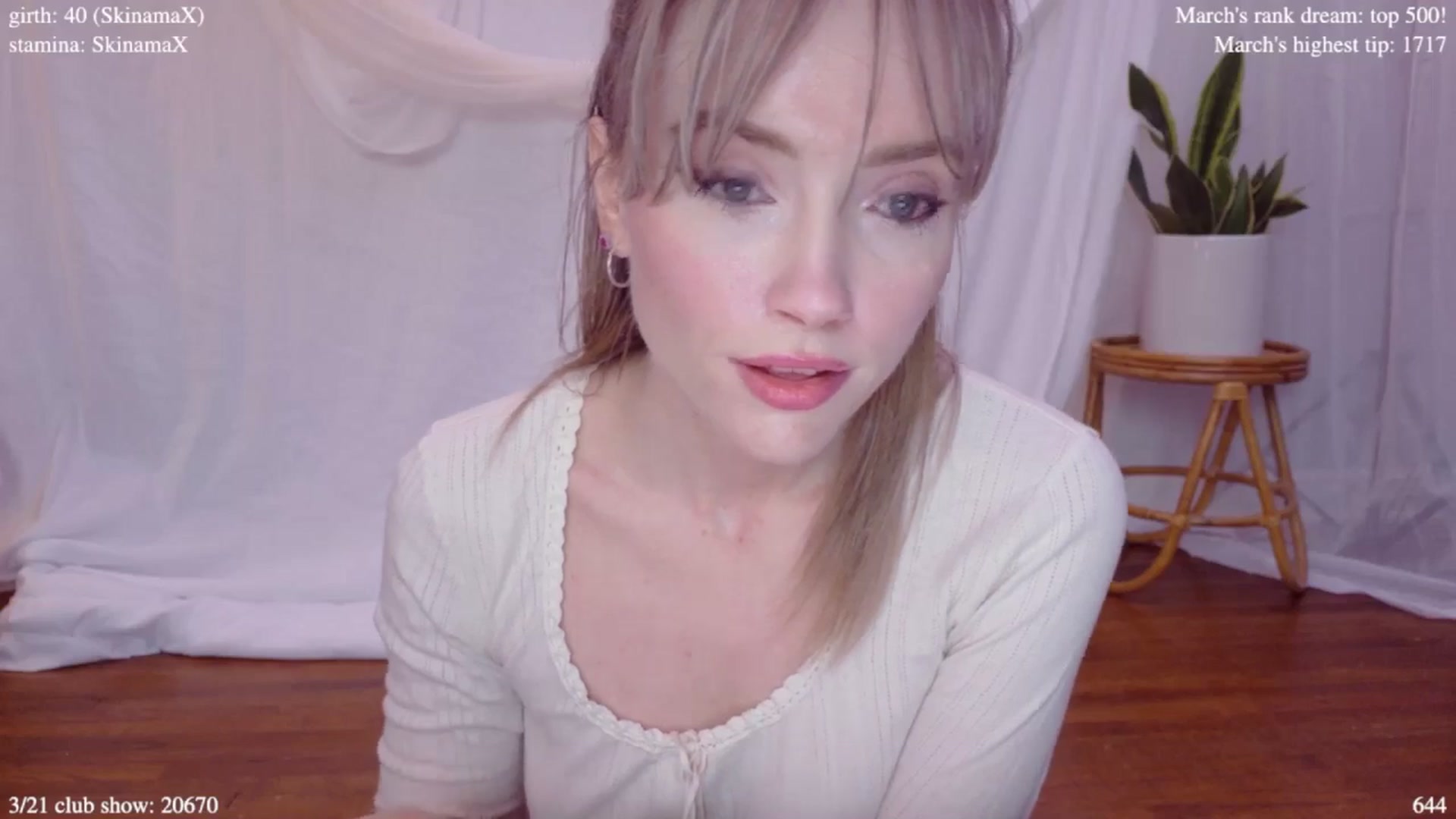 Gallery image thumbnail from coletteclaude's myfreecams stream on, 03/15/2025, 19:18 image 7 of 20