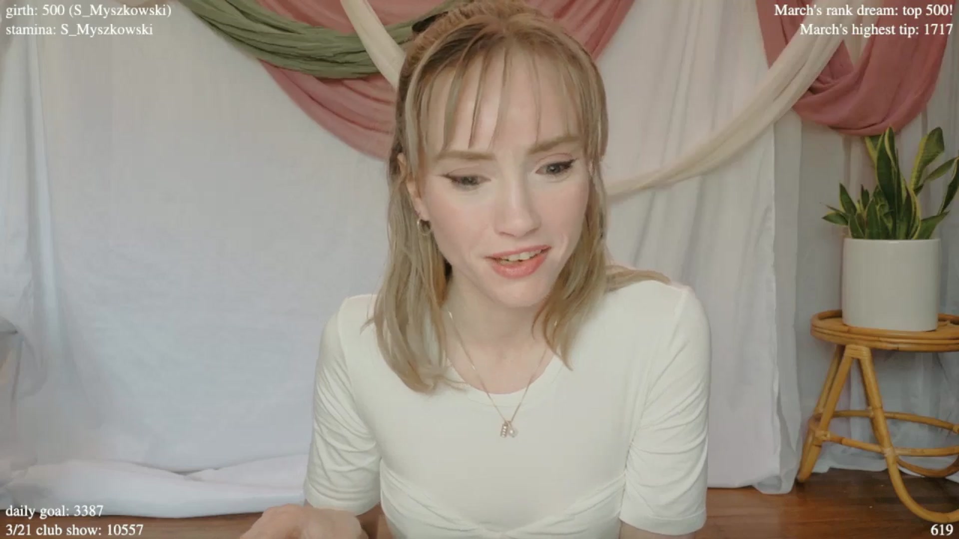 Gallery image thumbnail from coletteclaude's myfreecams stream on, 03/19/2025, 19:53 image 9 of 20