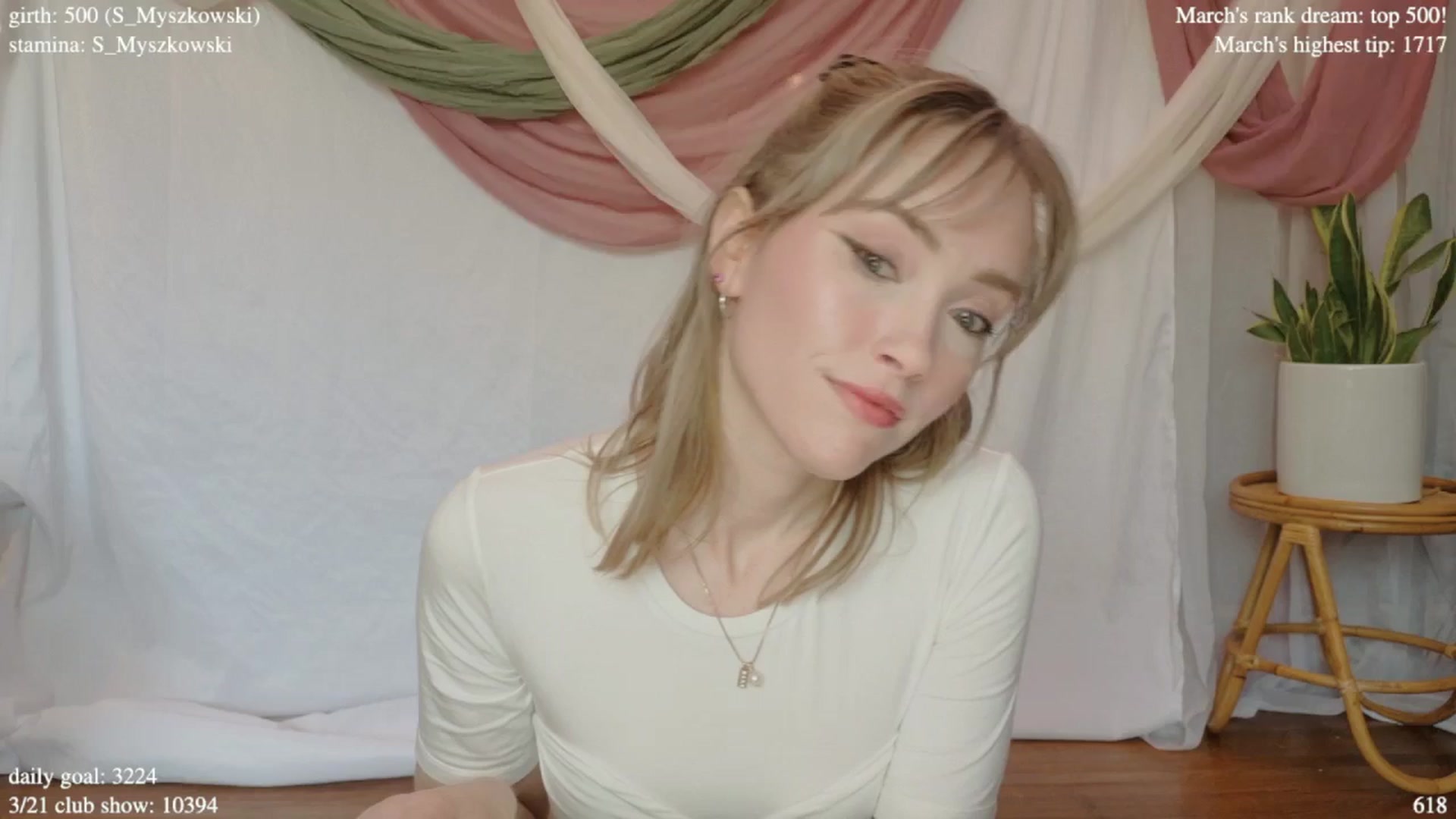 Gallery image thumbnail from coletteclaude's myfreecams stream on, 03/19/2025, 19:53 image 11 of 20