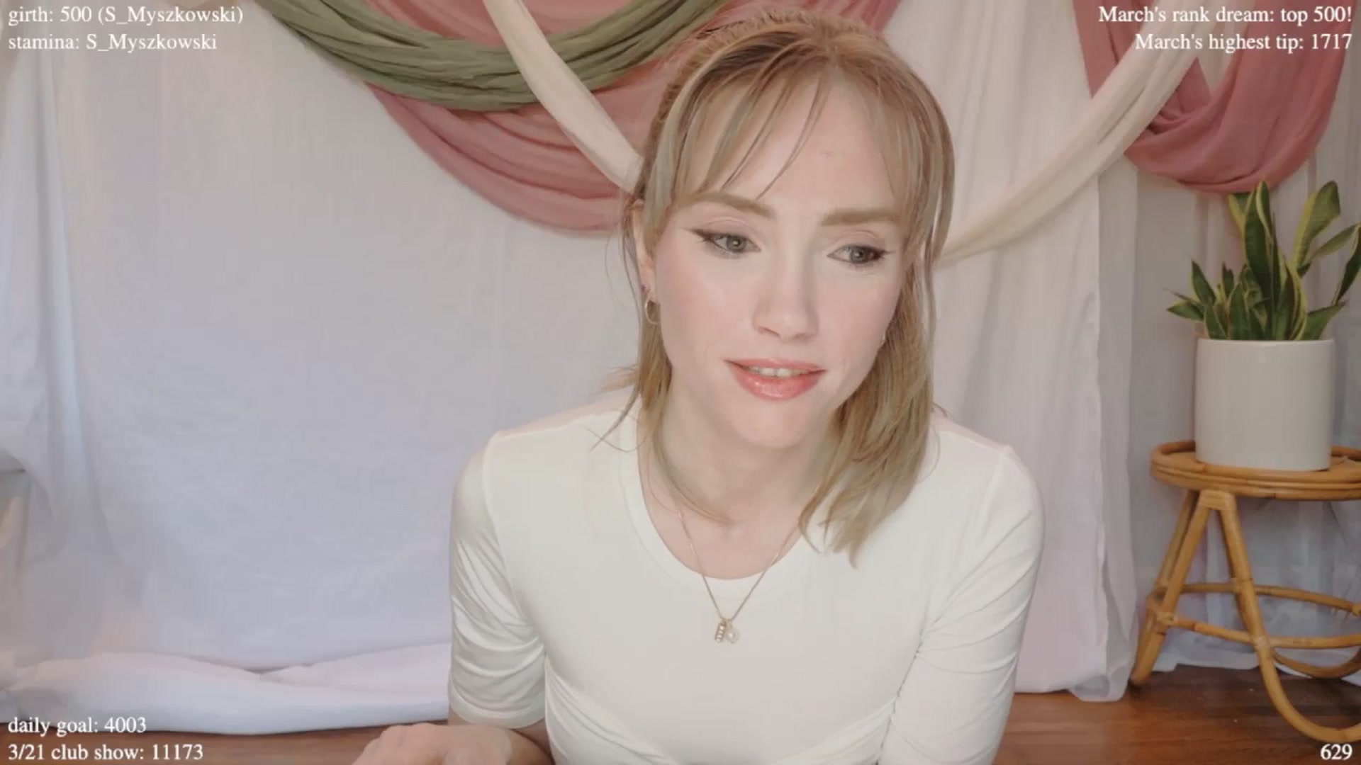 Gallery image thumbnail from coletteclaude's myfreecams stream on, 03/19/2025, 19:53 image 6 of 20