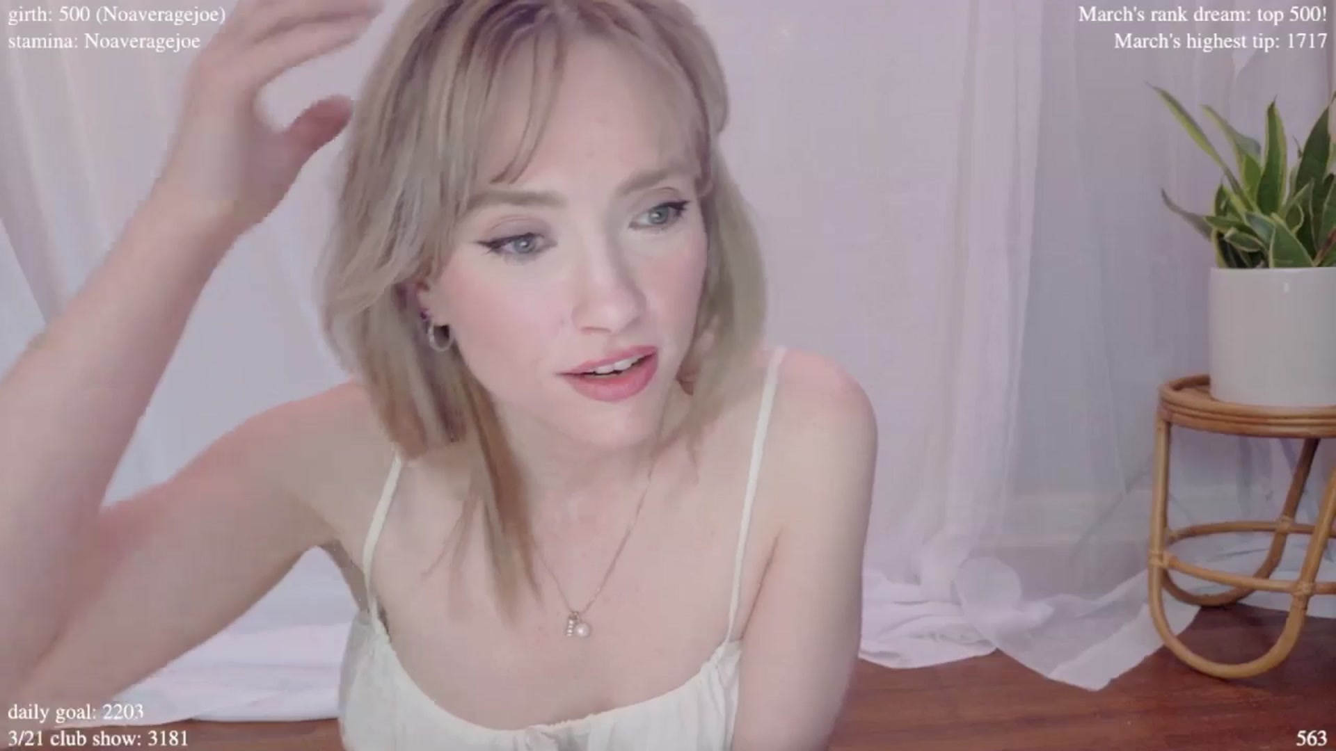 Gallery image thumbnail from coletteclaude's myfreecams stream on, 03/20/2025, 20:08 image 9 of 20