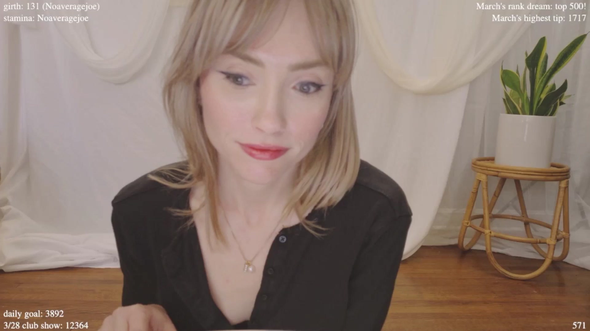 Gallery image thumbnail from coletteclaude's myfreecams stream on, 03/24/2025, 19:45 image 6 of 20