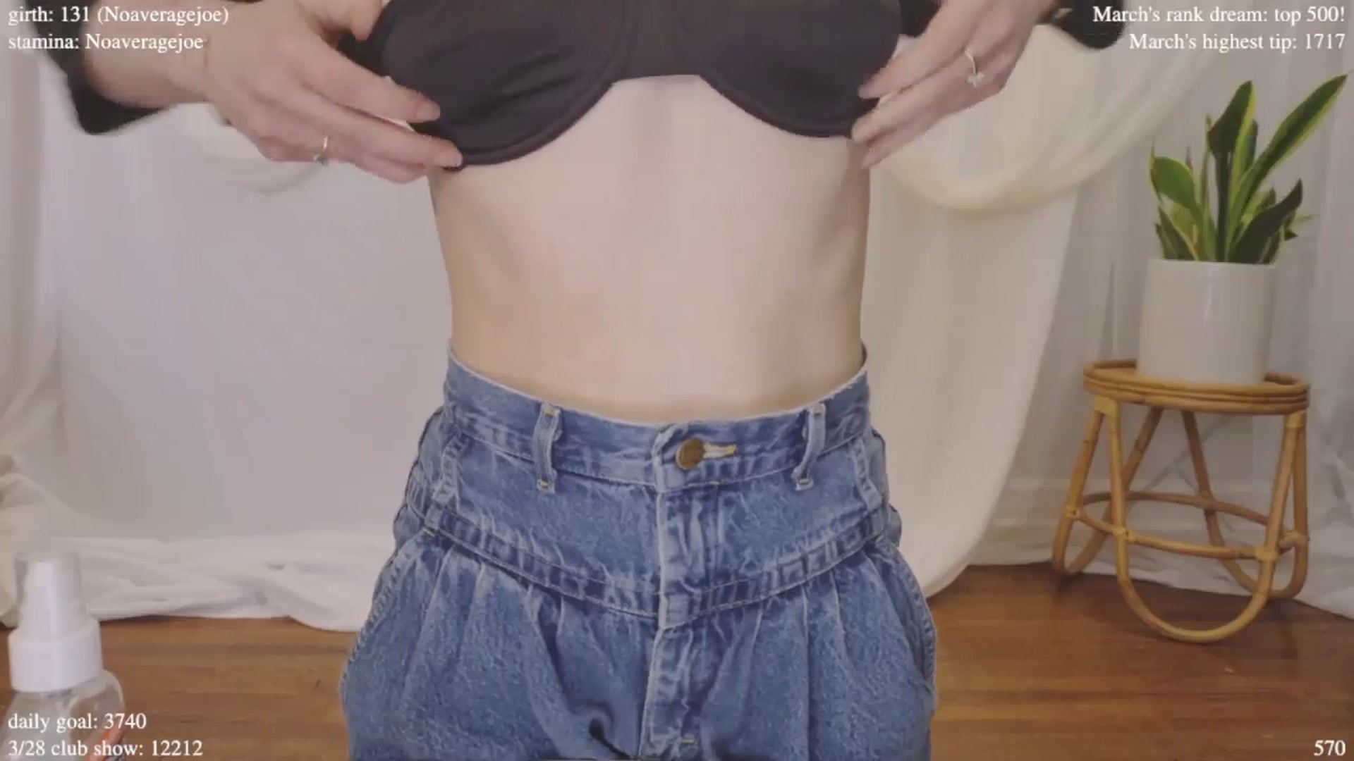 Gallery image thumbnail from coletteclaude's myfreecams stream on, 03/24/2025, 19:45 image 7 of 20