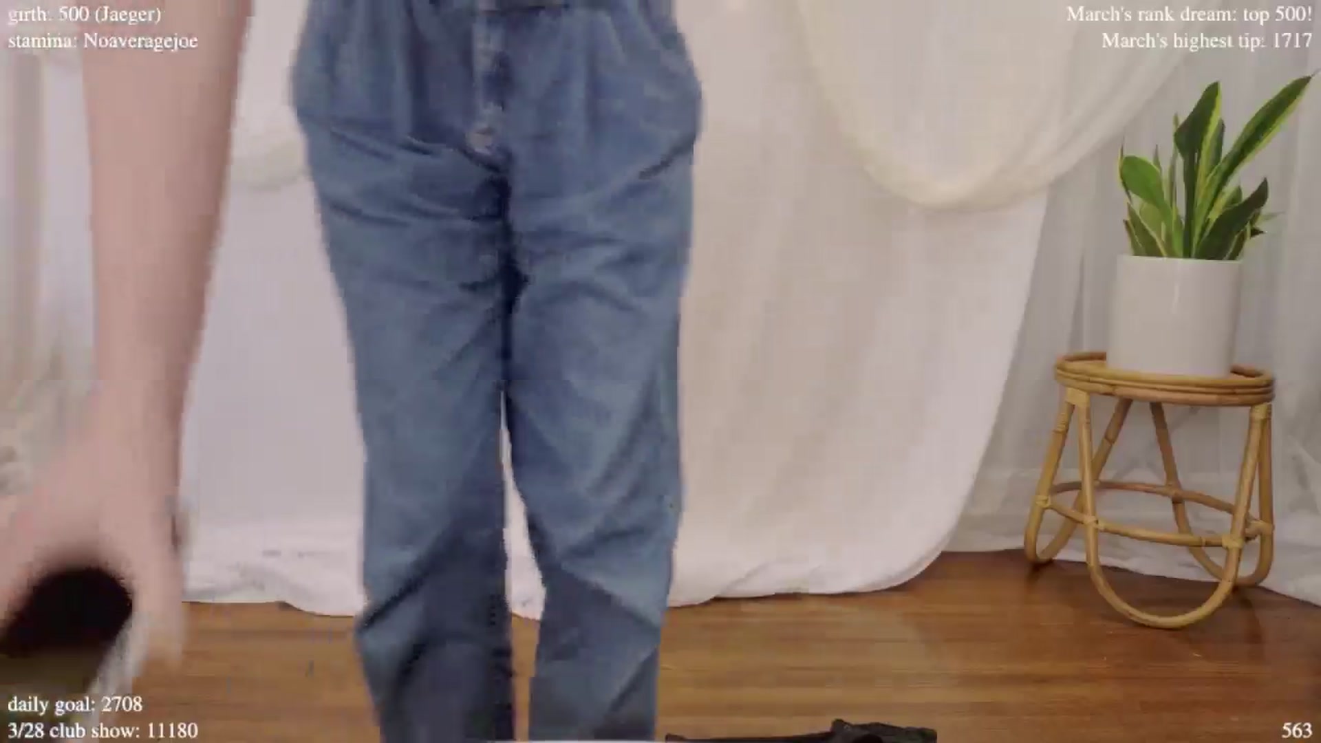 Gallery image thumbnail from coletteclaude's myfreecams stream on, 03/24/2025, 19:45 image 14 of 20