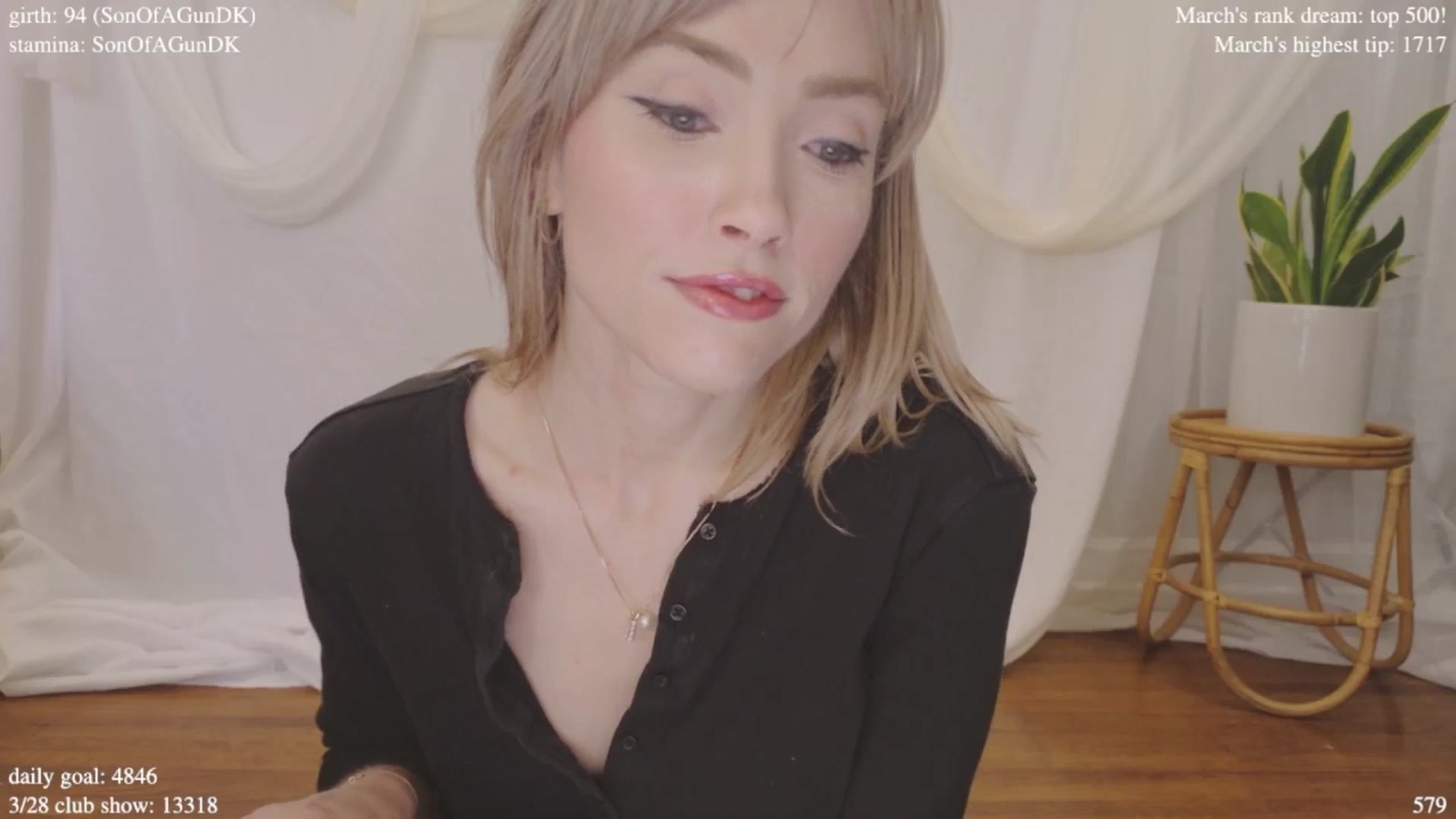 Gallery image thumbnail from coletteclaude's myfreecams stream on, 03/24/2025, 19:45 image 4 of 20