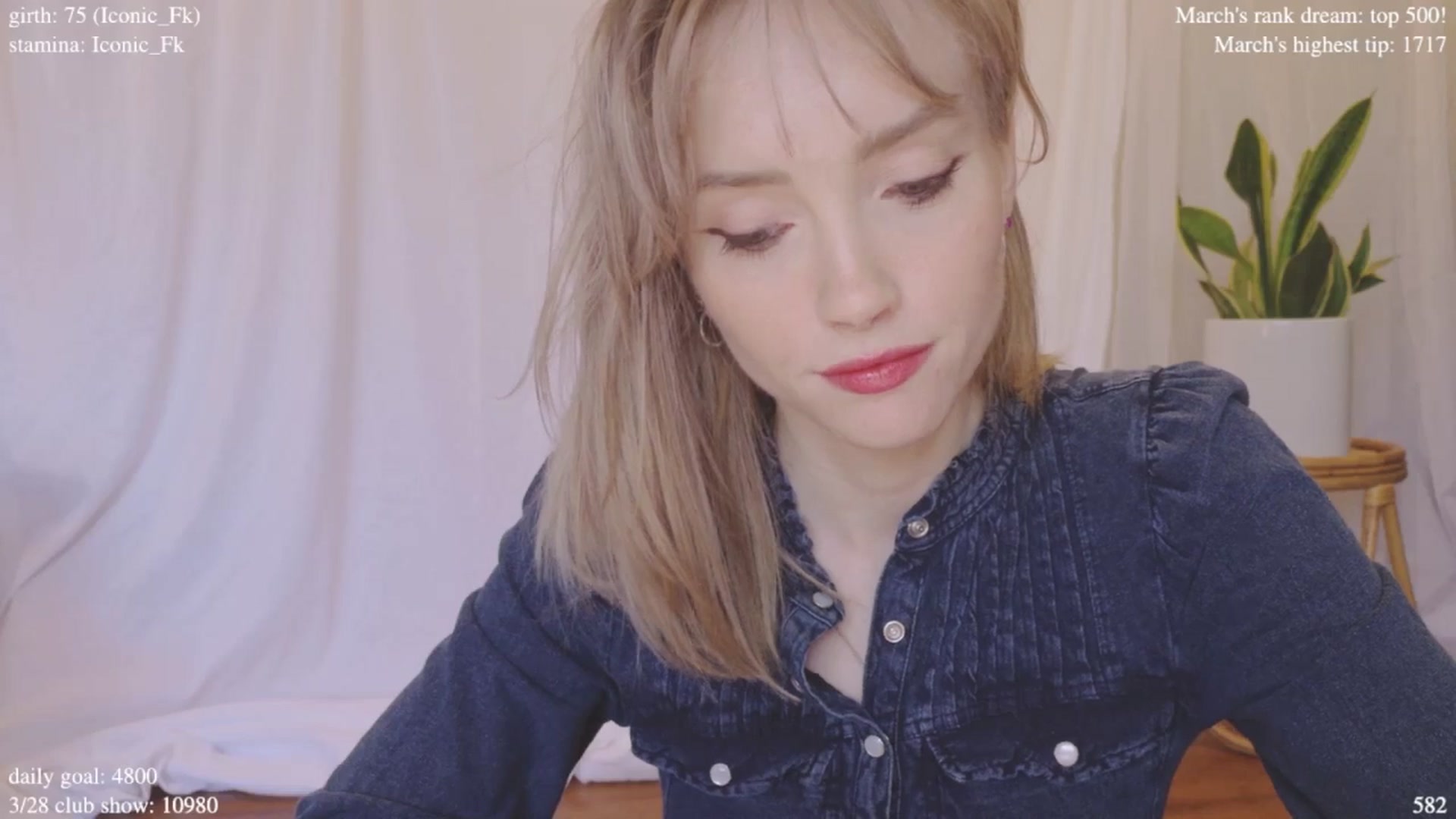 Gallery image thumbnail from coletteclaude's myfreecams stream on, 03/25/2025, 20:18 image 3 of 20