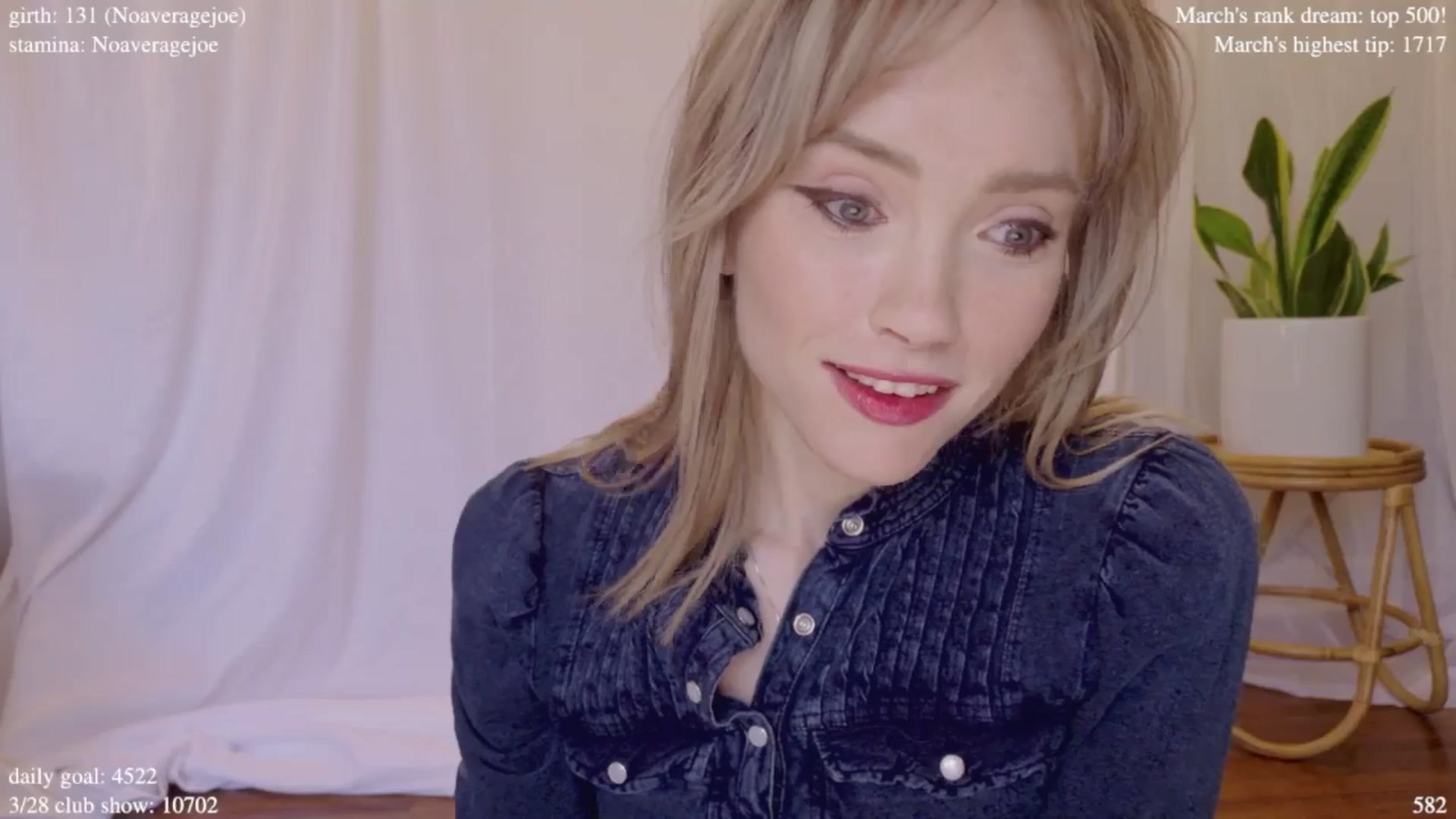 Gallery image thumbnail from coletteclaude's myfreecams stream on, 03/25/2025, 20:18 image 4 of 20