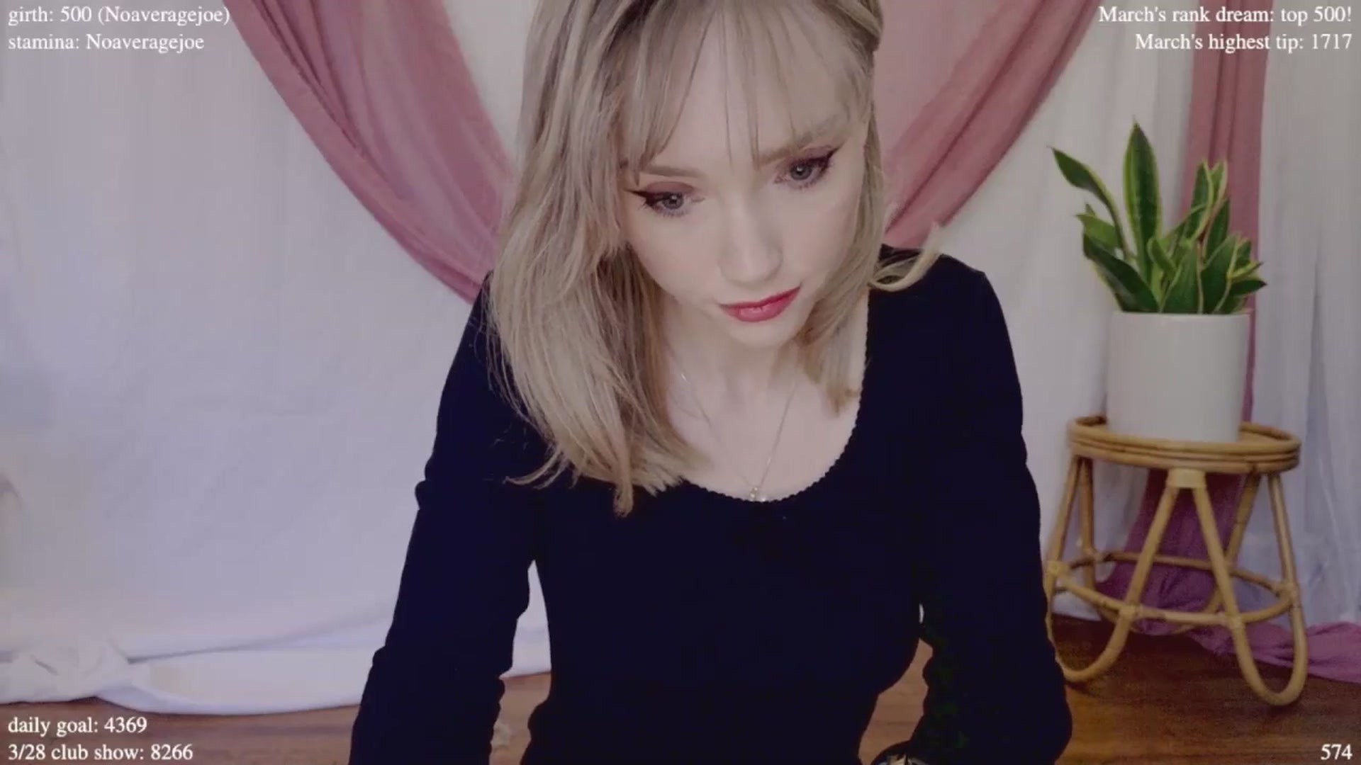 Gallery image thumbnail from coletteclaude's myfreecams stream on, 03/26/2025, 18:05 image 10 of 20