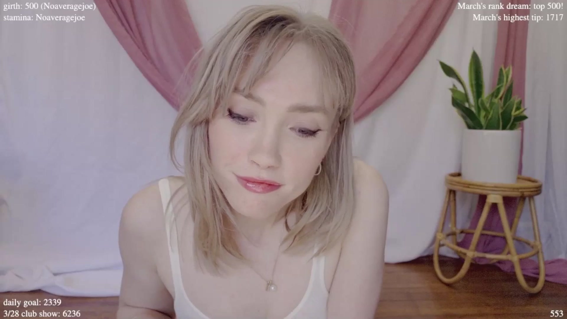 Gallery image thumbnail from coletteclaude's myfreecams stream on, 03/26/2025, 18:05 image 16 of 20