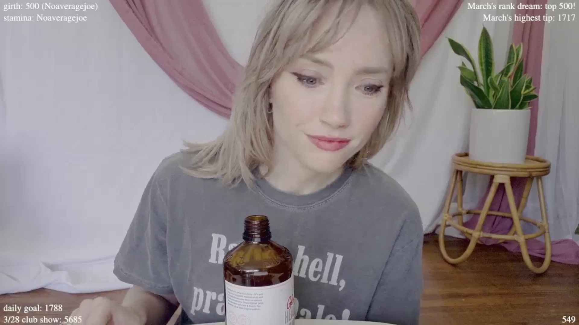 Gallery image thumbnail from coletteclaude's myfreecams stream on, 03/26/2025, 20:05 image 13 of 20