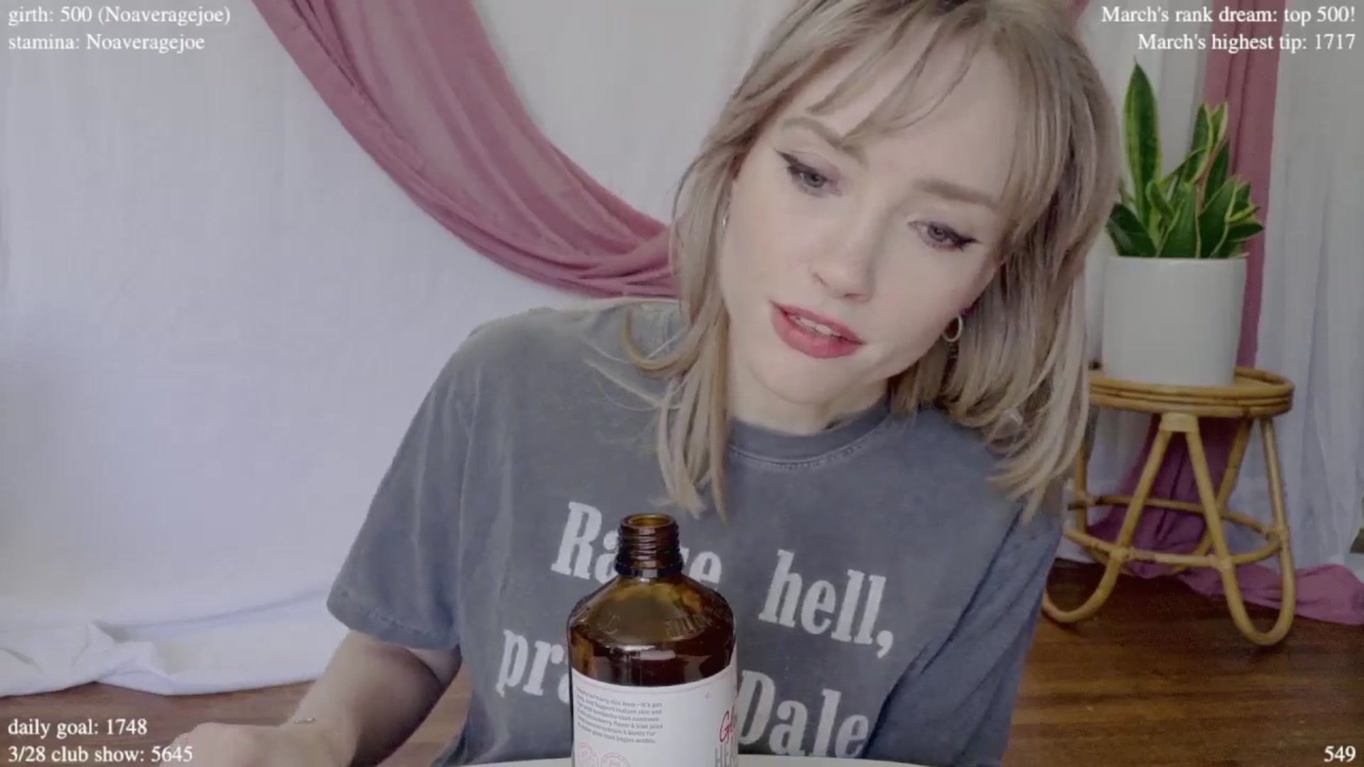 Gallery image thumbnail from coletteclaude's myfreecams stream on, 03/26/2025, 20:05 image 20 of 20