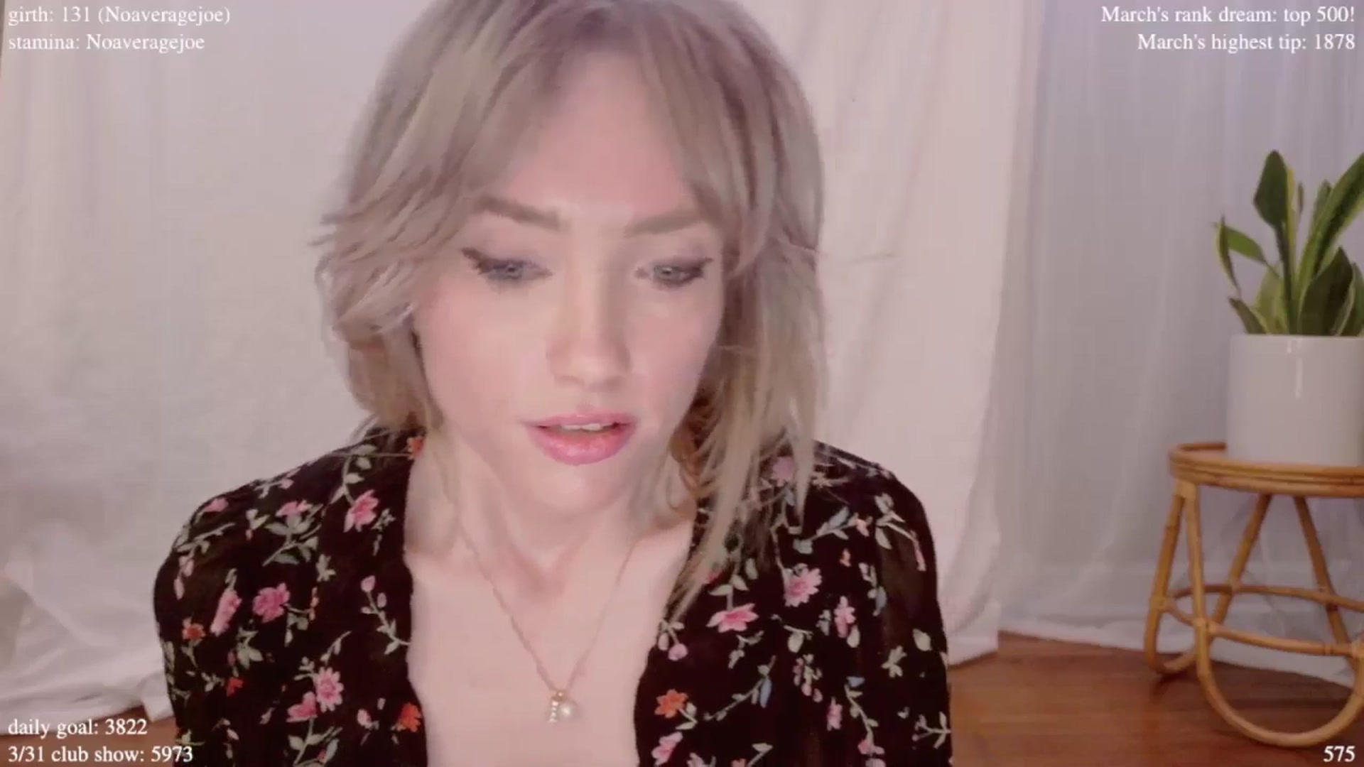 Gallery image thumbnail from coletteclaude's myfreecams stream on, 03/31/2025, 19:45 image 10 of 20