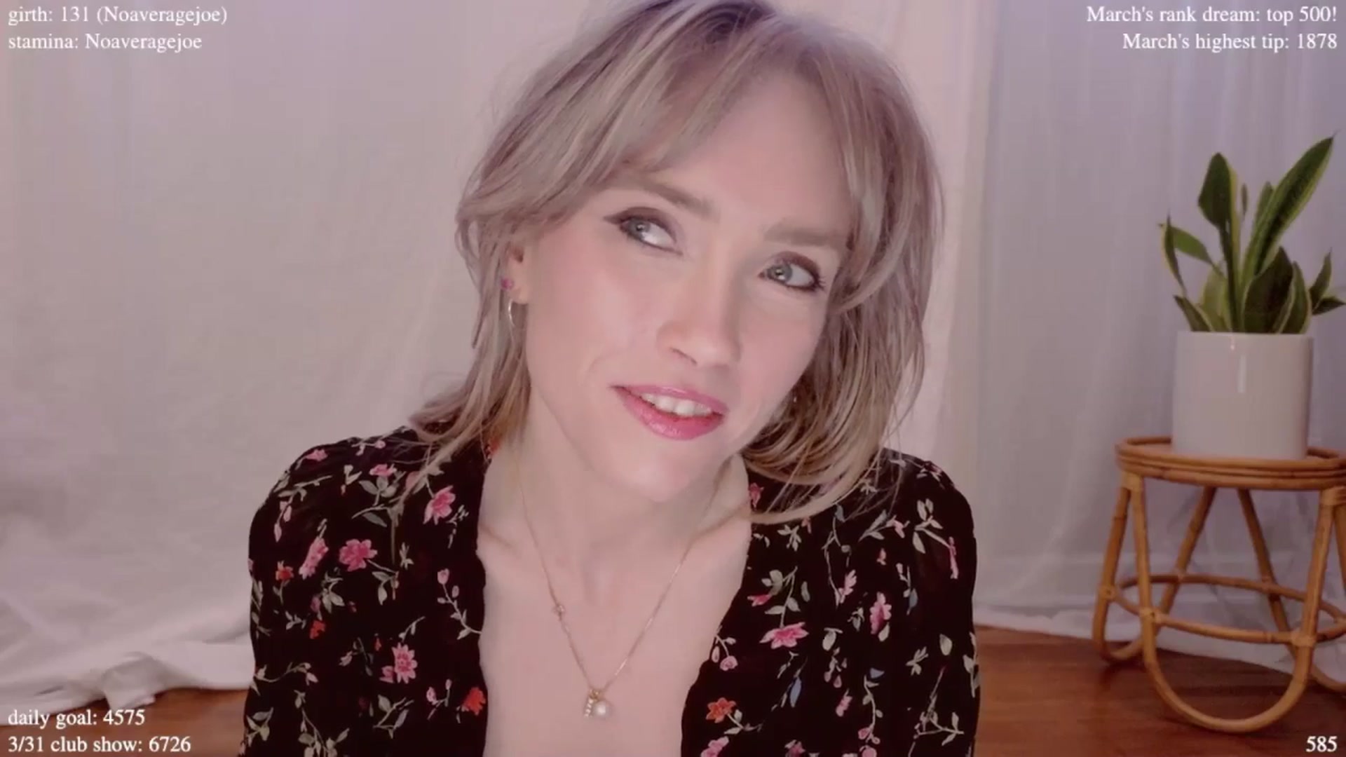 Gallery image thumbnail from coletteclaude's myfreecams stream on, 03/31/2025, 19:45 image 2 of 20