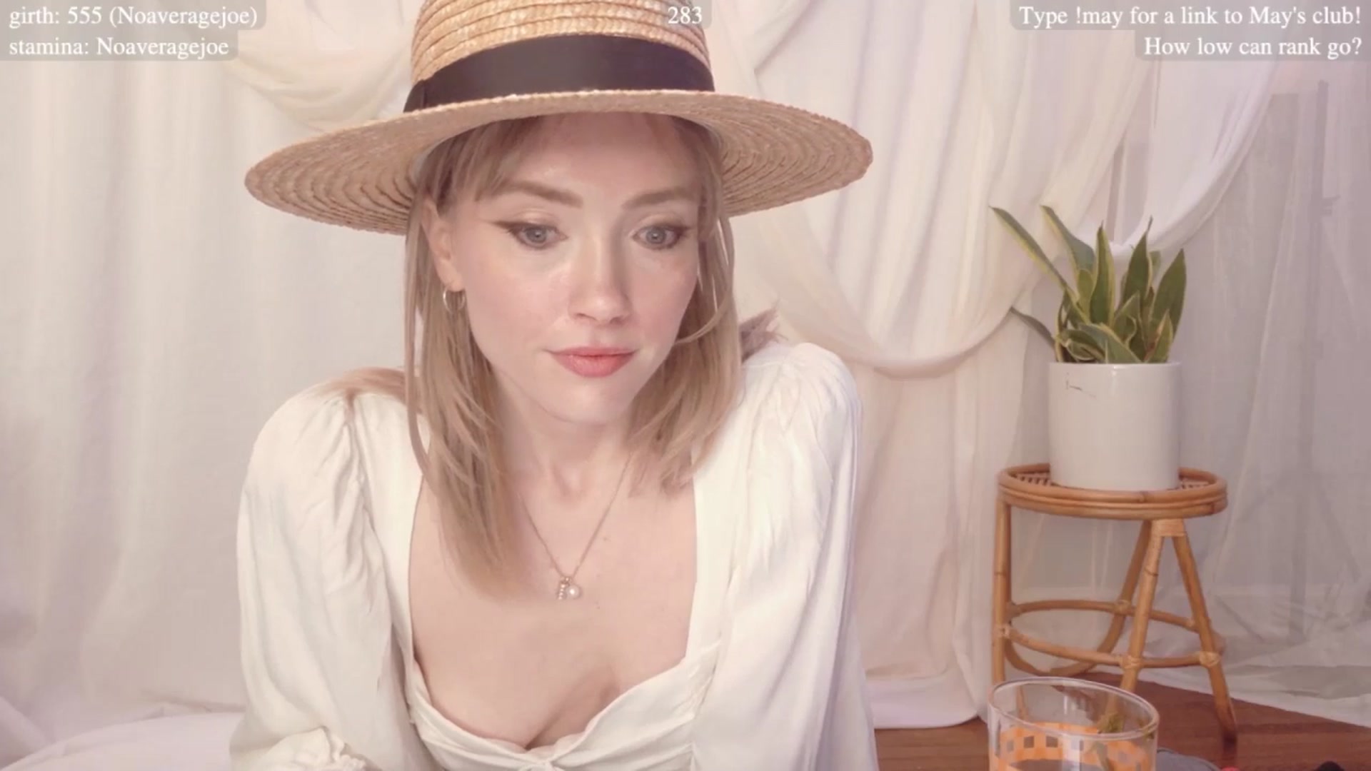 Gallery image thumbnail from coletteclaude's myfreecams stream on, 05/02/2025, 20:34 image 15 of 20