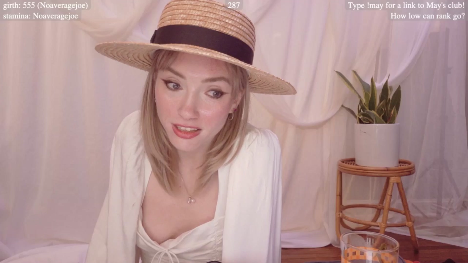 Gallery image thumbnail from coletteclaude's myfreecams stream on, 05/02/2025, 20:34 image 19 of 20