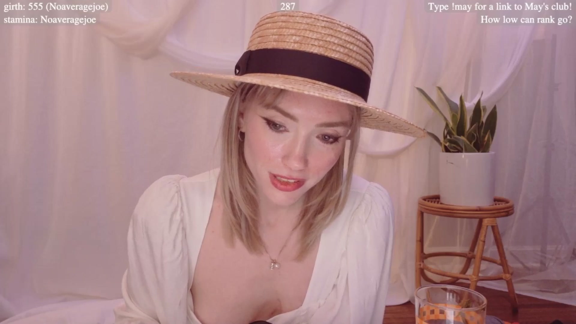 Gallery image thumbnail from coletteclaude's myfreecams stream on, 05/02/2025, 20:34 image 18 of 20