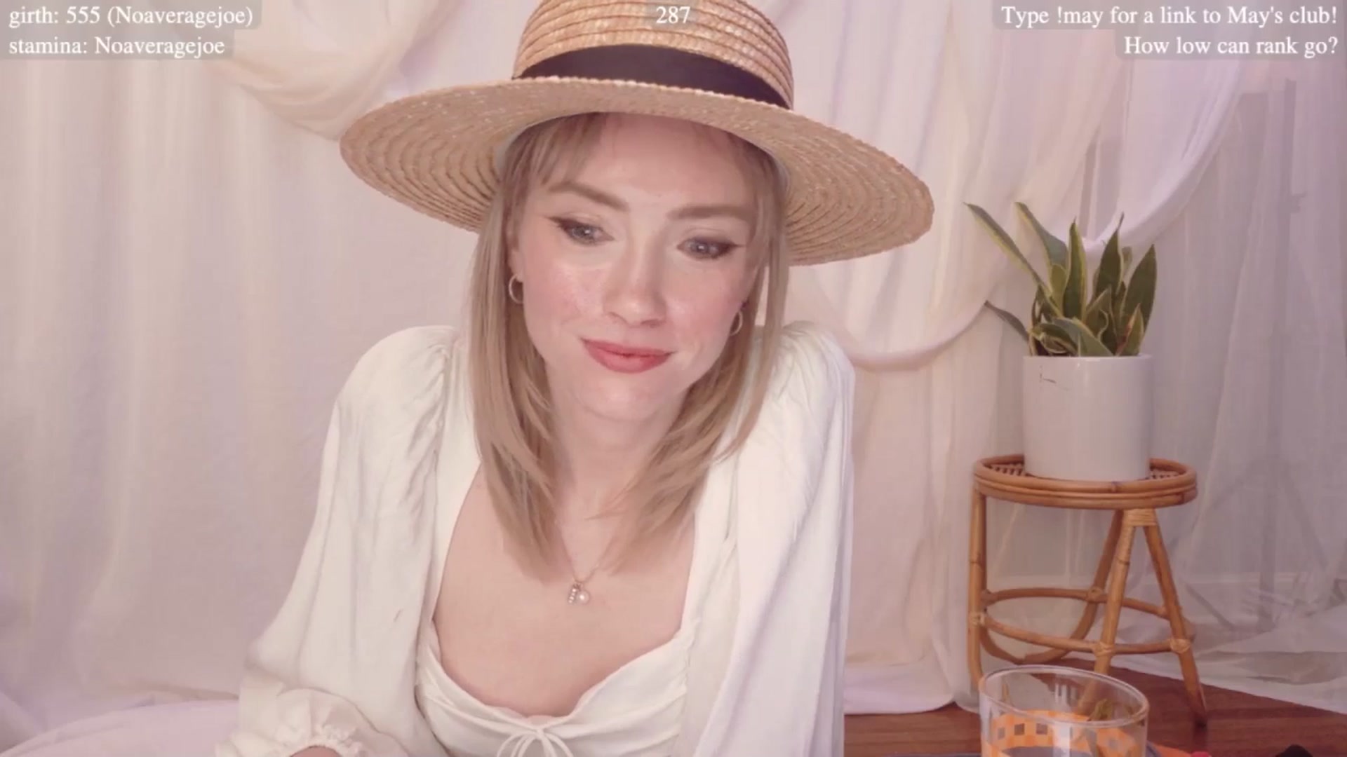 Gallery image thumbnail from coletteclaude's myfreecams stream on, 05/02/2025, 20:34 image 20 of 20