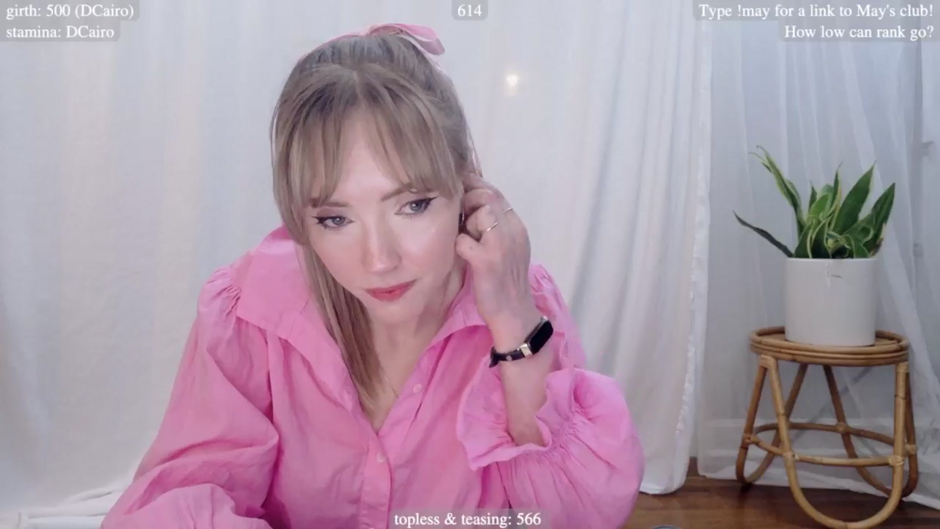 Gallery image thumbnail from coletteclaude's myfreecams stream on, 05/06/2025, 19:50 image 18 of 20