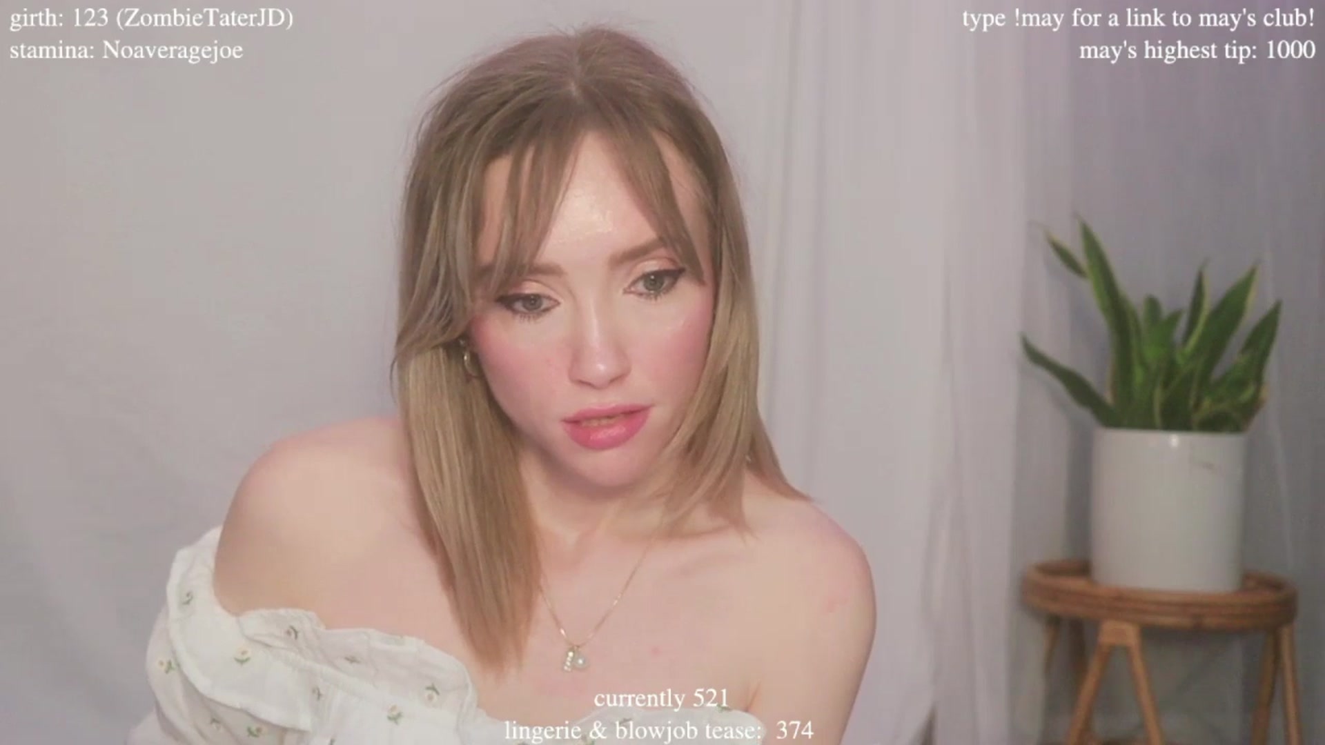 Gallery image thumbnail from coletteclaude's myfreecams stream on, 05/15/2025, 19:37 image 15 of 20