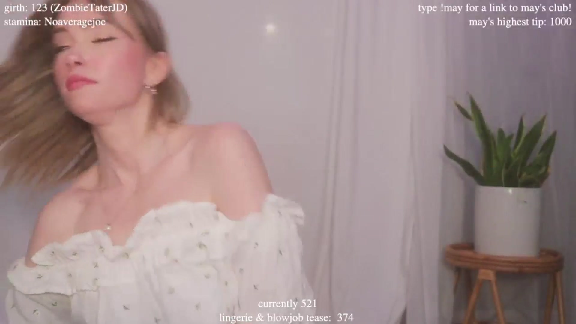 Gallery image thumbnail from coletteclaude's myfreecams stream on, 05/15/2025, 19:37 image 18 of 20
