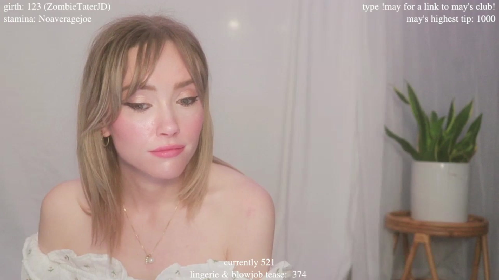 Gallery image thumbnail from coletteclaude's myfreecams stream on, 05/15/2025, 19:37 image 16 of 20