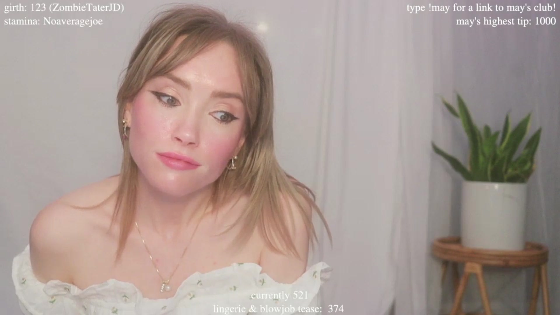 Gallery image thumbnail from coletteclaude's myfreecams stream on, 05/15/2025, 19:37 image 11 of 20