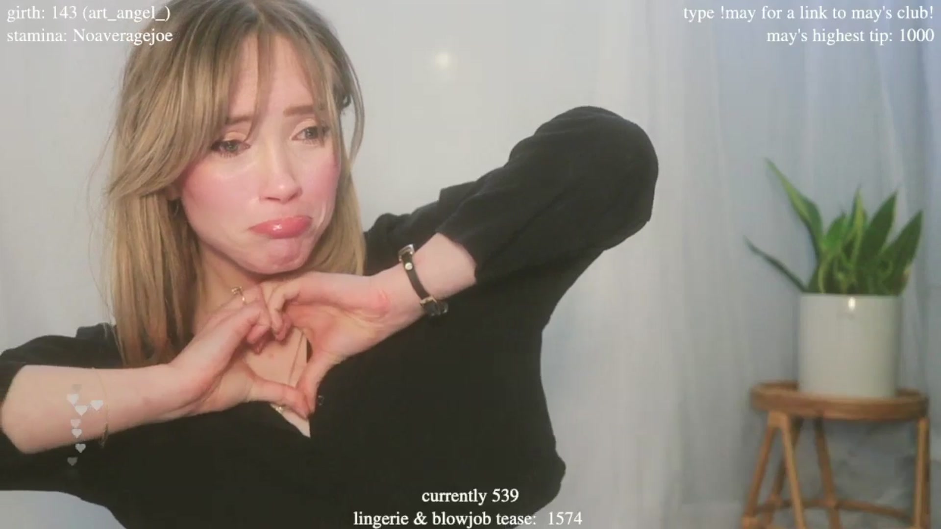 Gallery image thumbnail from coletteclaude's myfreecams stream on, 05/16/2025, 20:38 image 7 of 20
