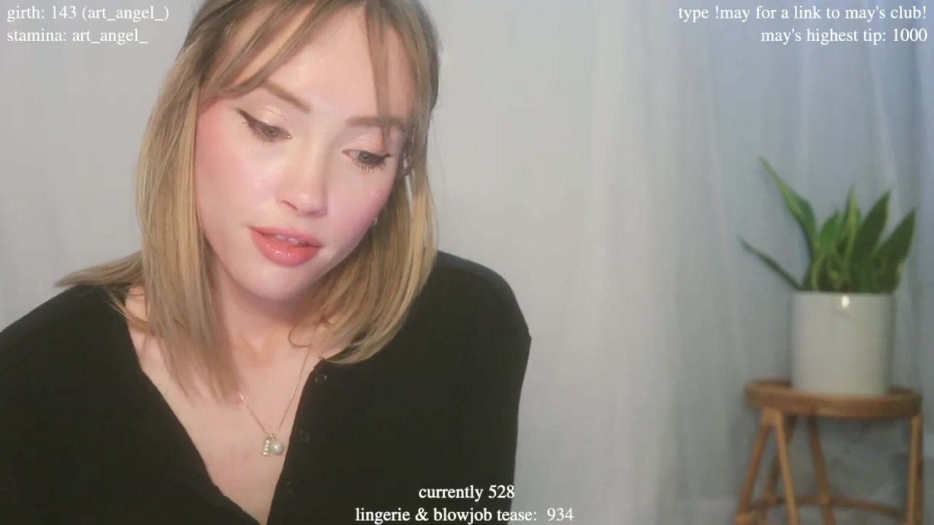 Gallery image thumbnail from coletteclaude's myfreecams stream on, 05/16/2025, 20:38 image 11 of 20