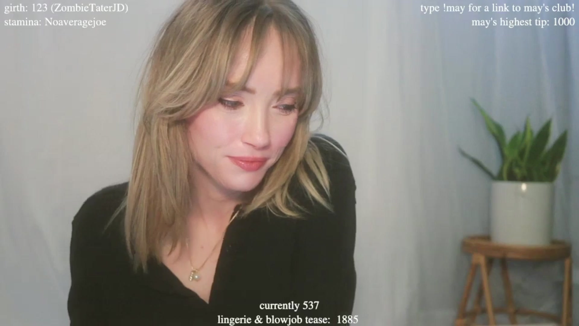 Gallery image thumbnail from coletteclaude's myfreecams stream on, 05/16/2025, 20:38 image 4 of 20