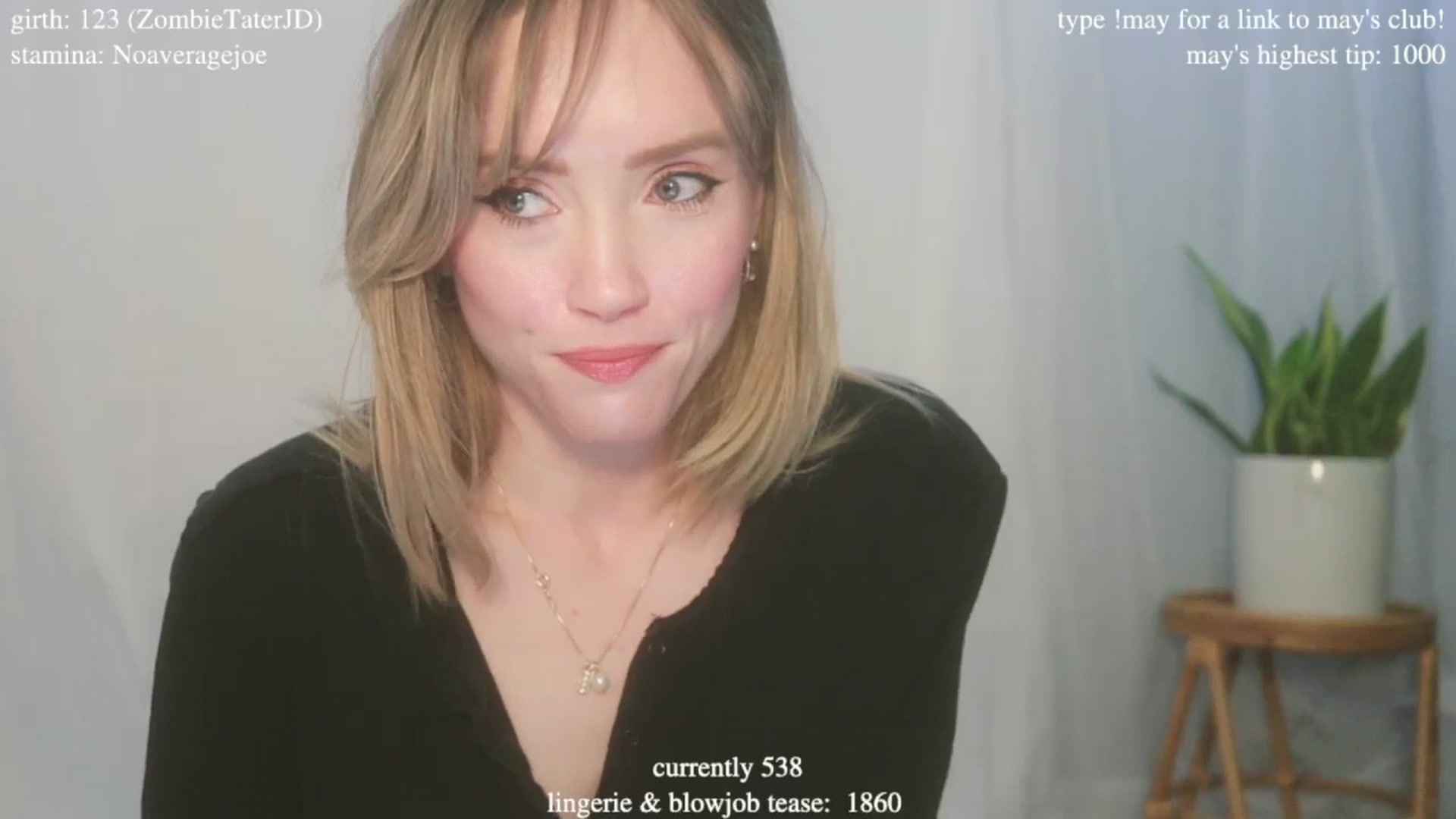 Gallery image thumbnail from coletteclaude's myfreecams stream on, 05/16/2025, 20:38 image 5 of 20